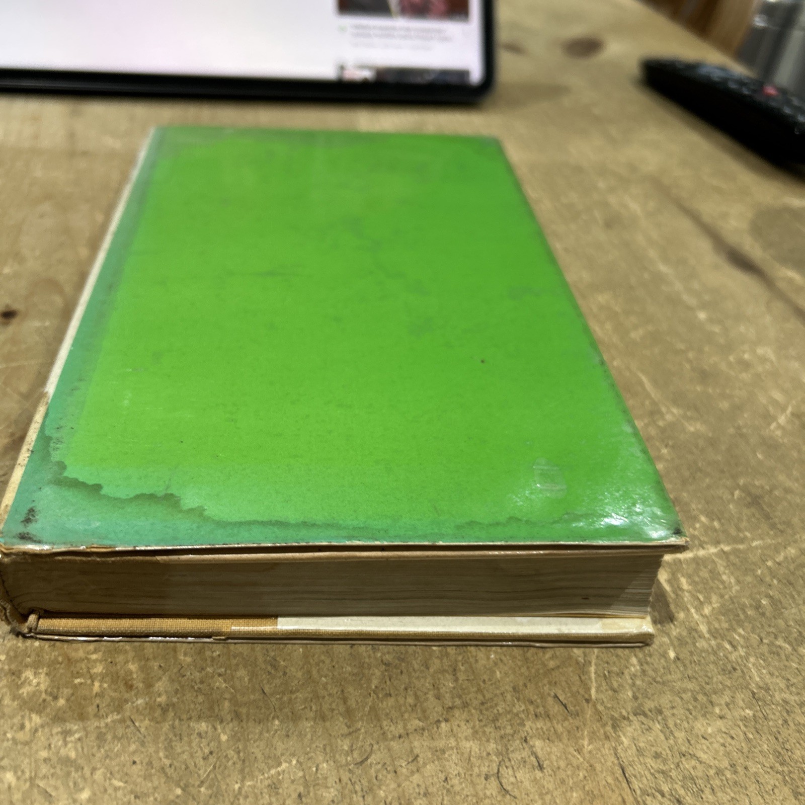 The Master Chefs Edward Page & P. Kingsford HC DJ water stained cover exlib