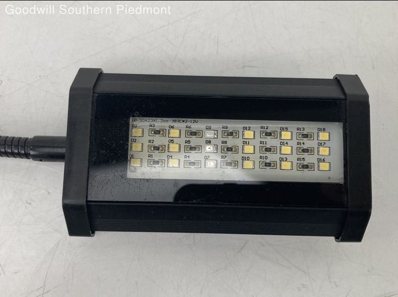 Unbranded Adjustable Clip on LED Lamp w/JRA1218 AC/DC Power Adapter – Tested