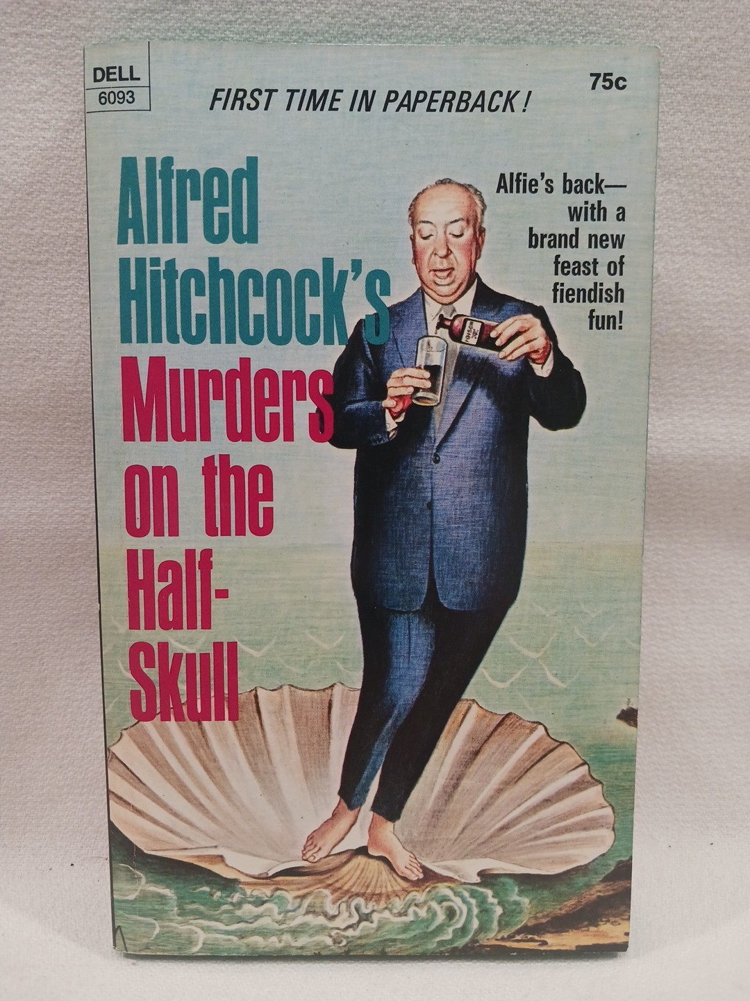 Alfred Hitchcock Book Lot Vintage Horror Paperbacks UNREAD LIKE-NEW CONDITION
