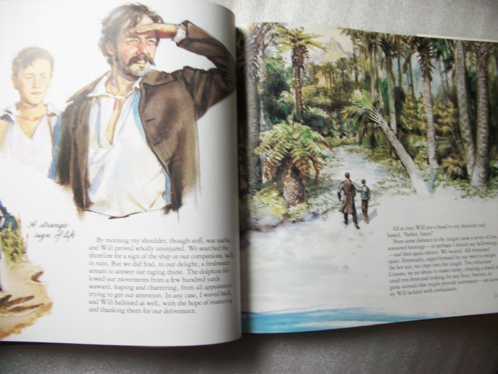 Dinotopia – A Land Apart from Time by James Gurney – Harper Collins – Hardcover