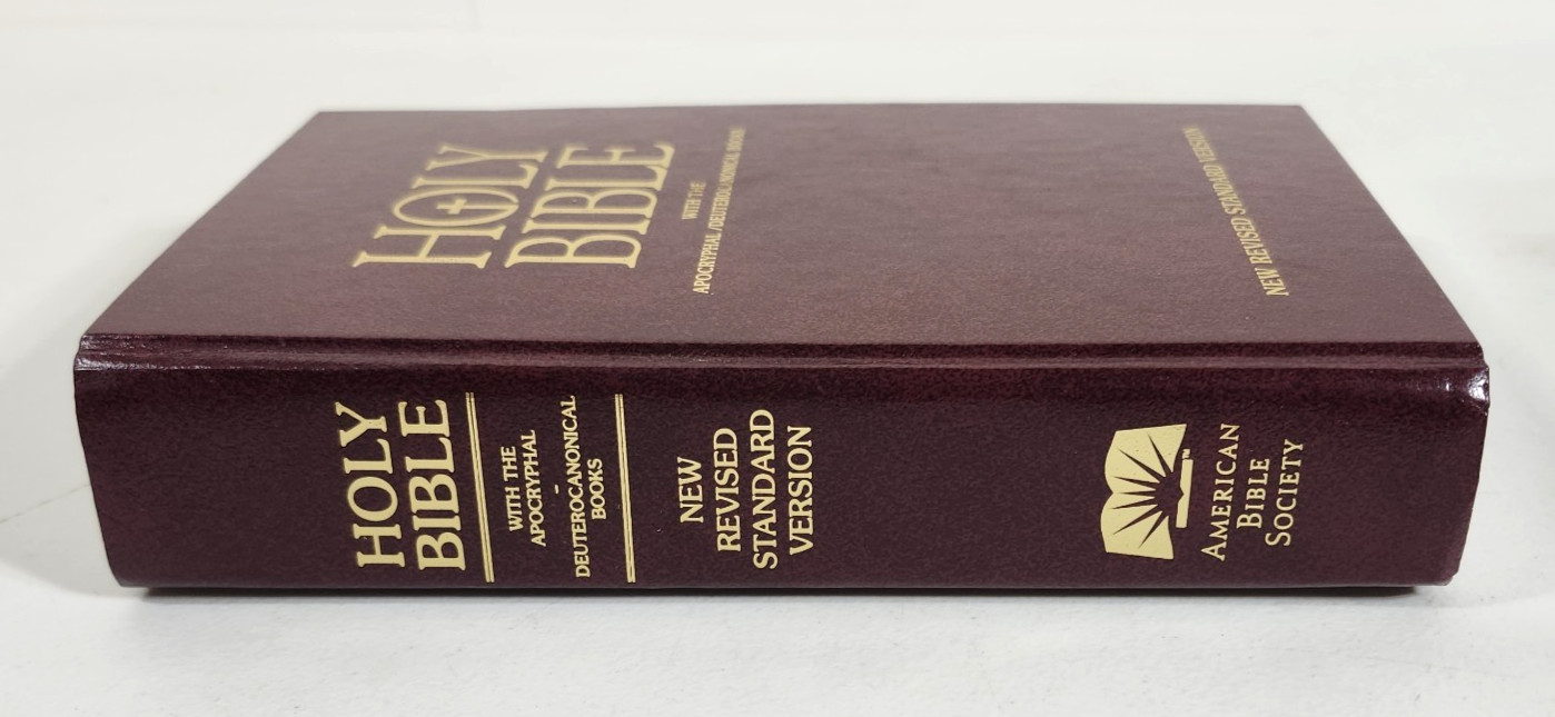 Holy Bible with the Apocryphal Deuterocanonical Books New Revised Standard