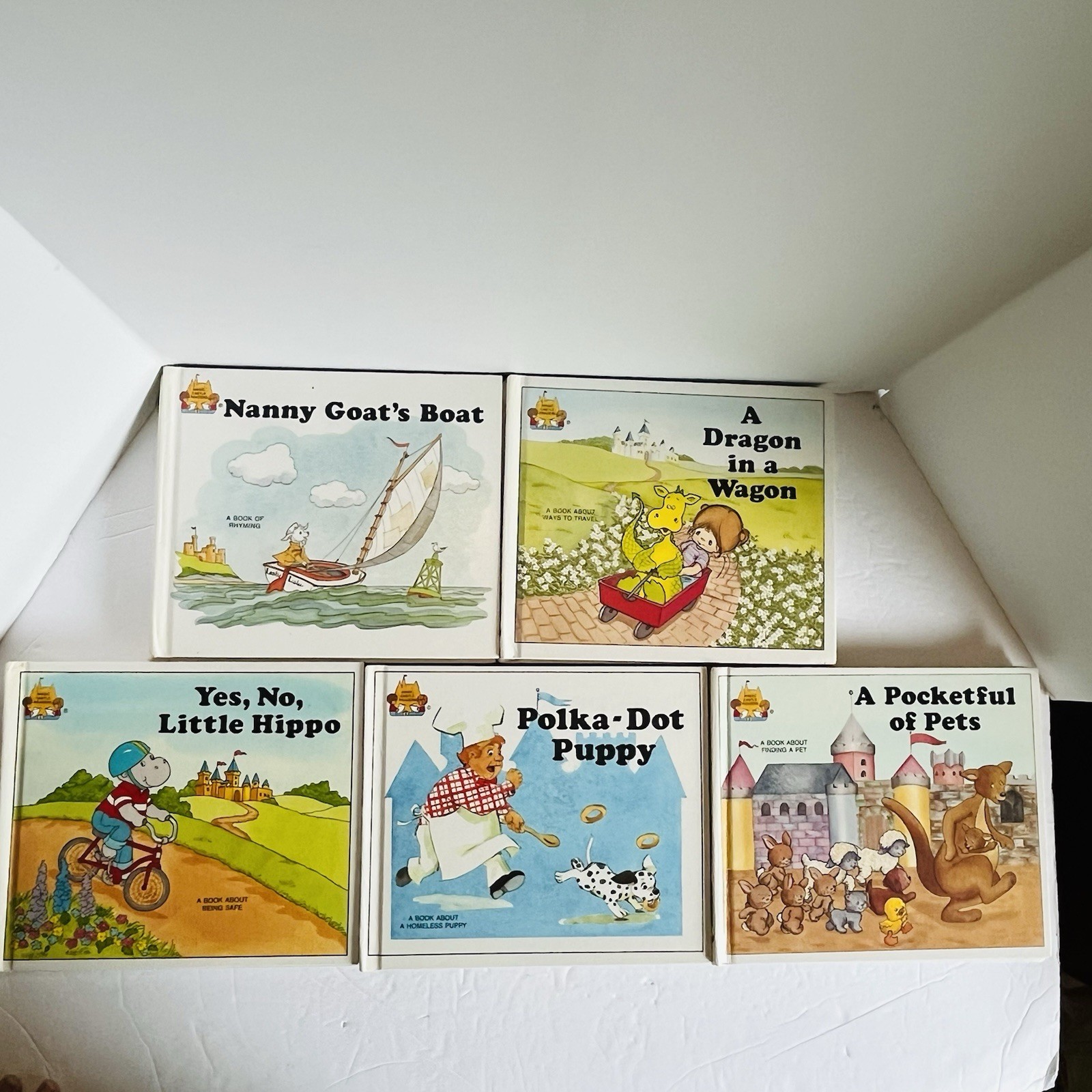 Lot of 27 Magic Castle Readers Moncure Child’s World Children Near Complete Set