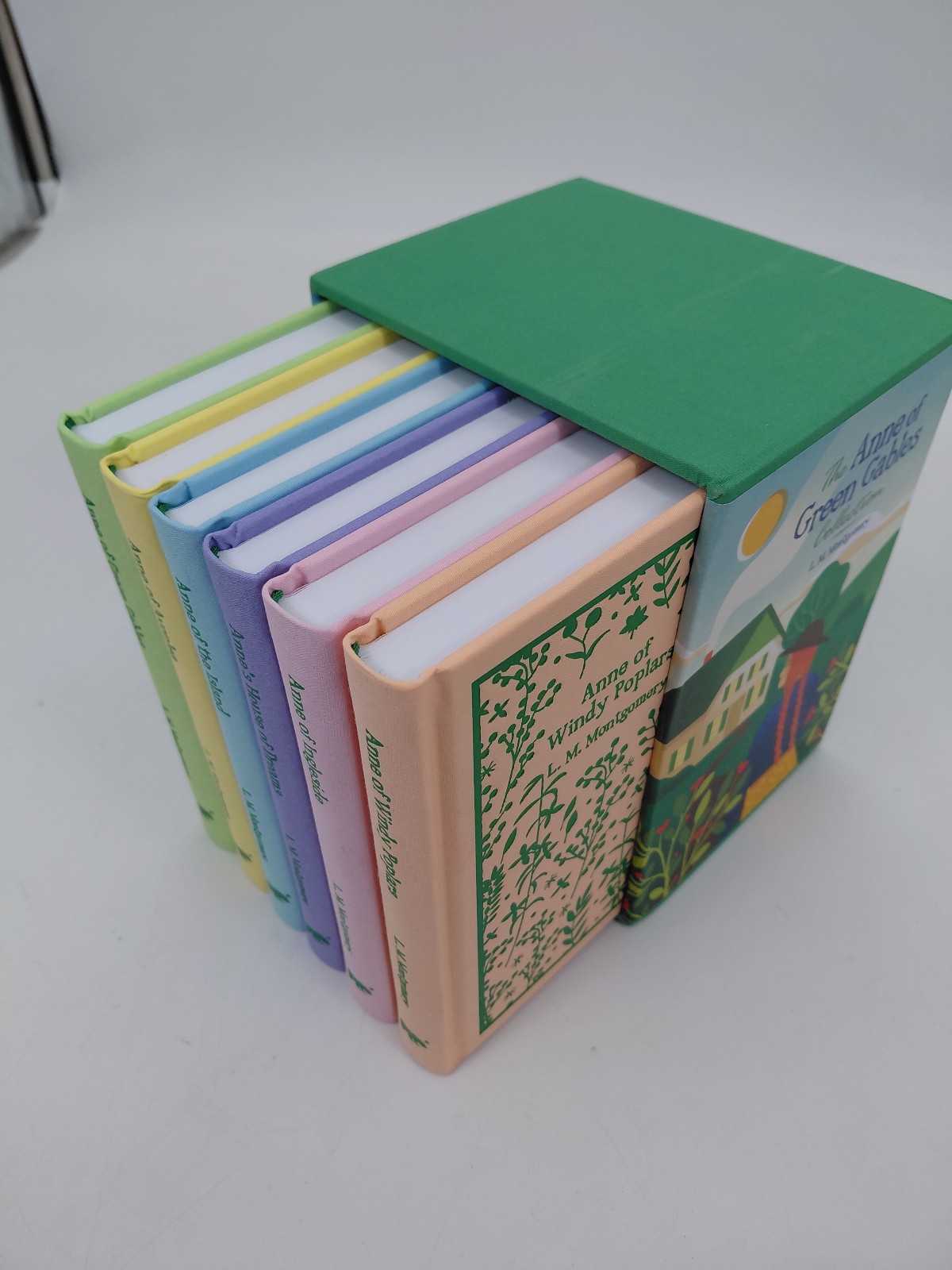 The Anne of Green Gables Collection: 6 Book Set LM Montgomery