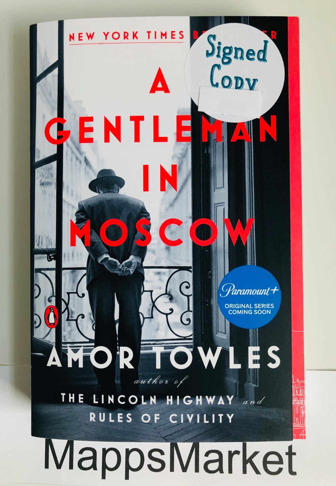 SIGNED A Gentleman in Moscow by Amor Towles (2019, Trade Paperback)