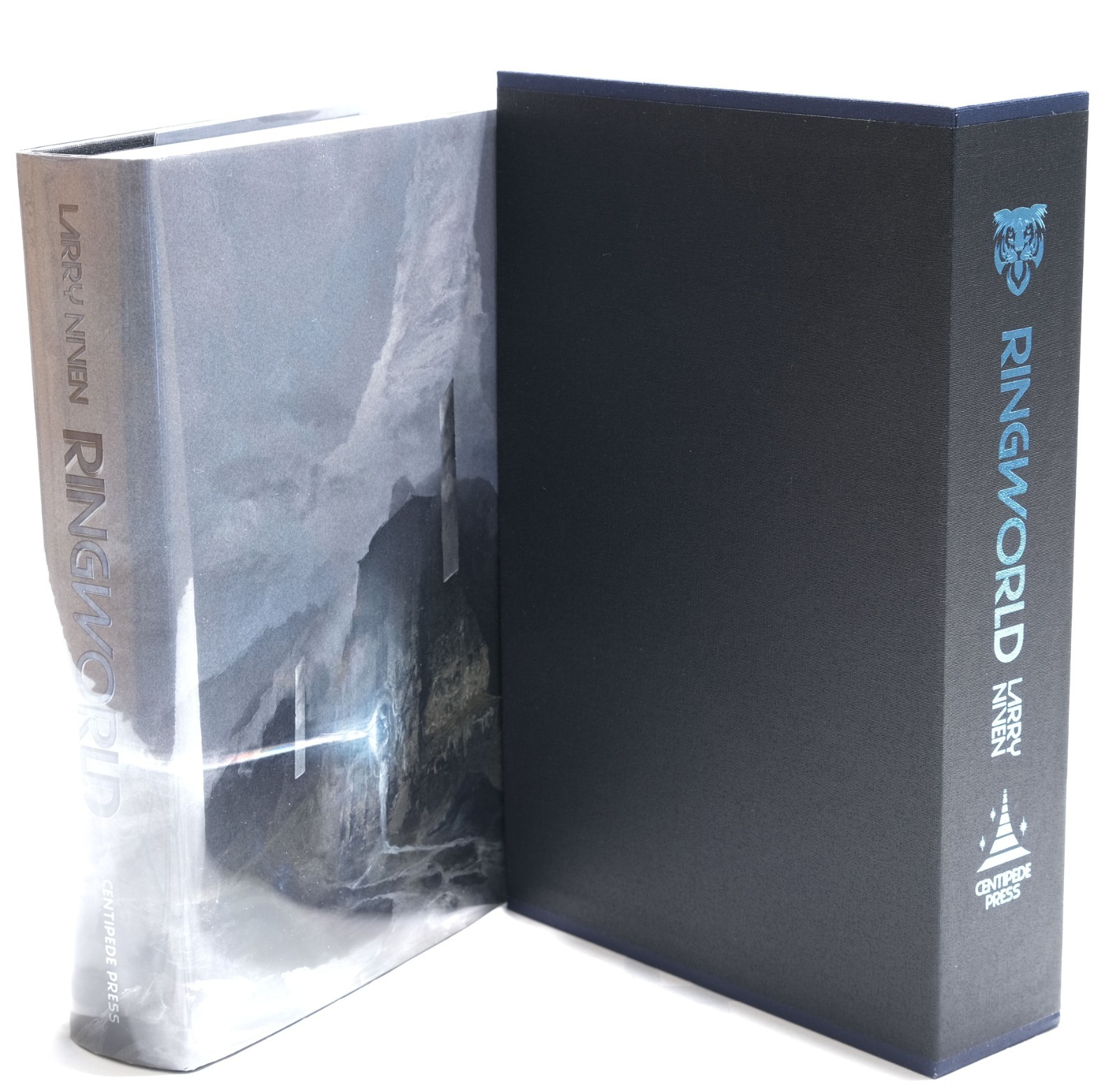 SIGNED LIMITED Ringworld CENTIPEDE PRESS 2026 Larry Niven ILLUSTRATED HARDCOVER!