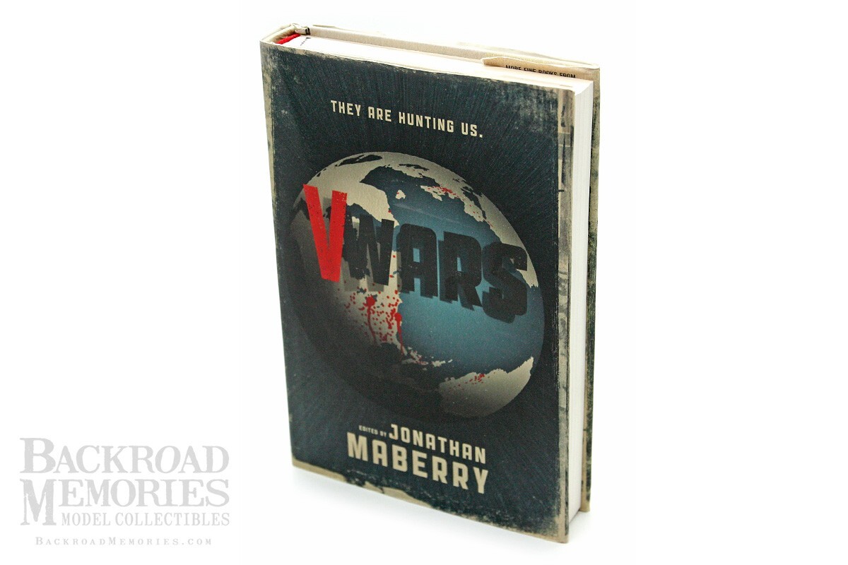 2012 J. Maberry “V-Wars: A Chronicle of the Vampire Wars” (1st) Hardcover, IDW