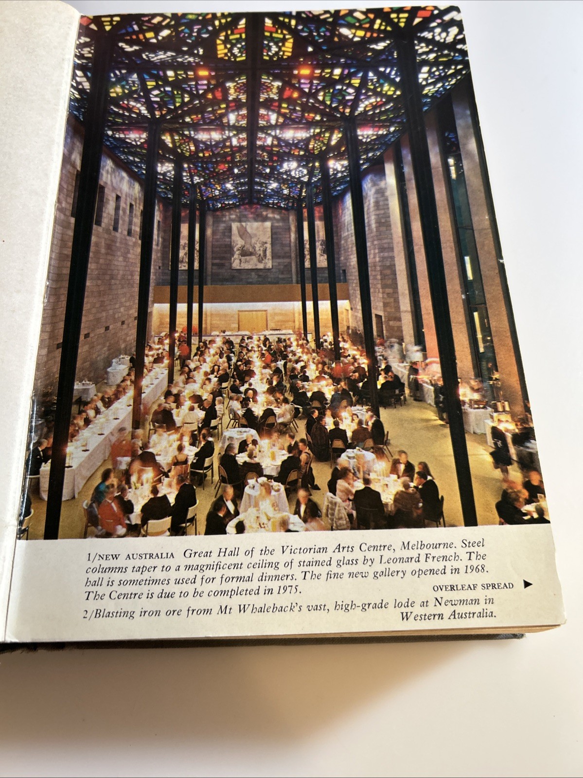 1972 📕 The New Australia Culture And Regions Geography xlib h2916