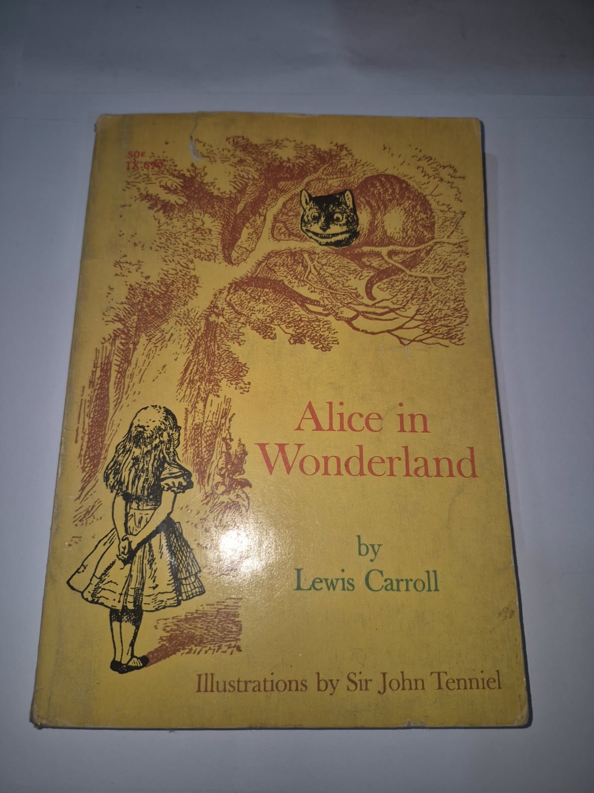 Rare “Alice In Wonderland” Lewis Carroll 1st Printing (1966) Scholastic PB EEE