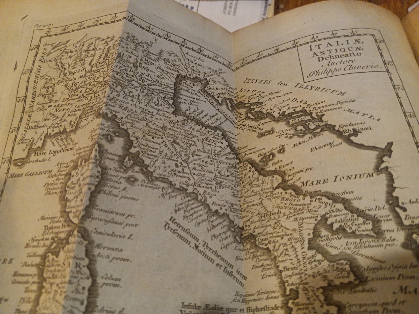 1788 JULIUS CAESAR W/3 FOLDOUT MAPS & FOLDOUT ILLUSTRATION! NICELY REBOUND!