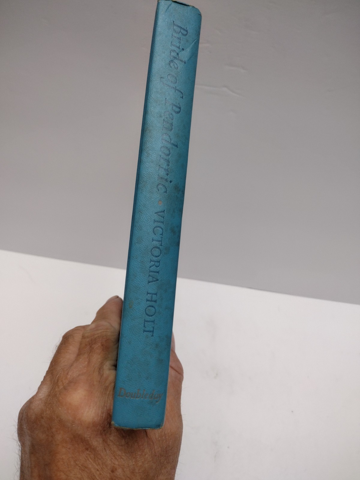 Vintage 1963 Bride of Pendorric by Victoria Holt FIRST EDITION Hardcover & DJ