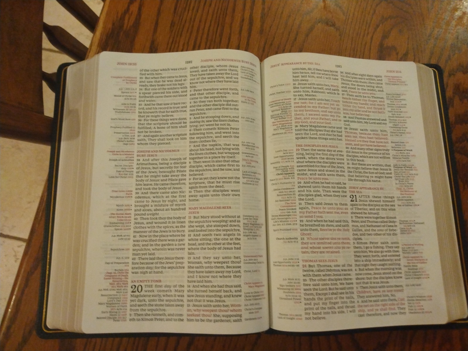 Kjv Thompson Chain-Reference Bible LARGE PRINT ~ Retail $189.99~ Cowhide Leather