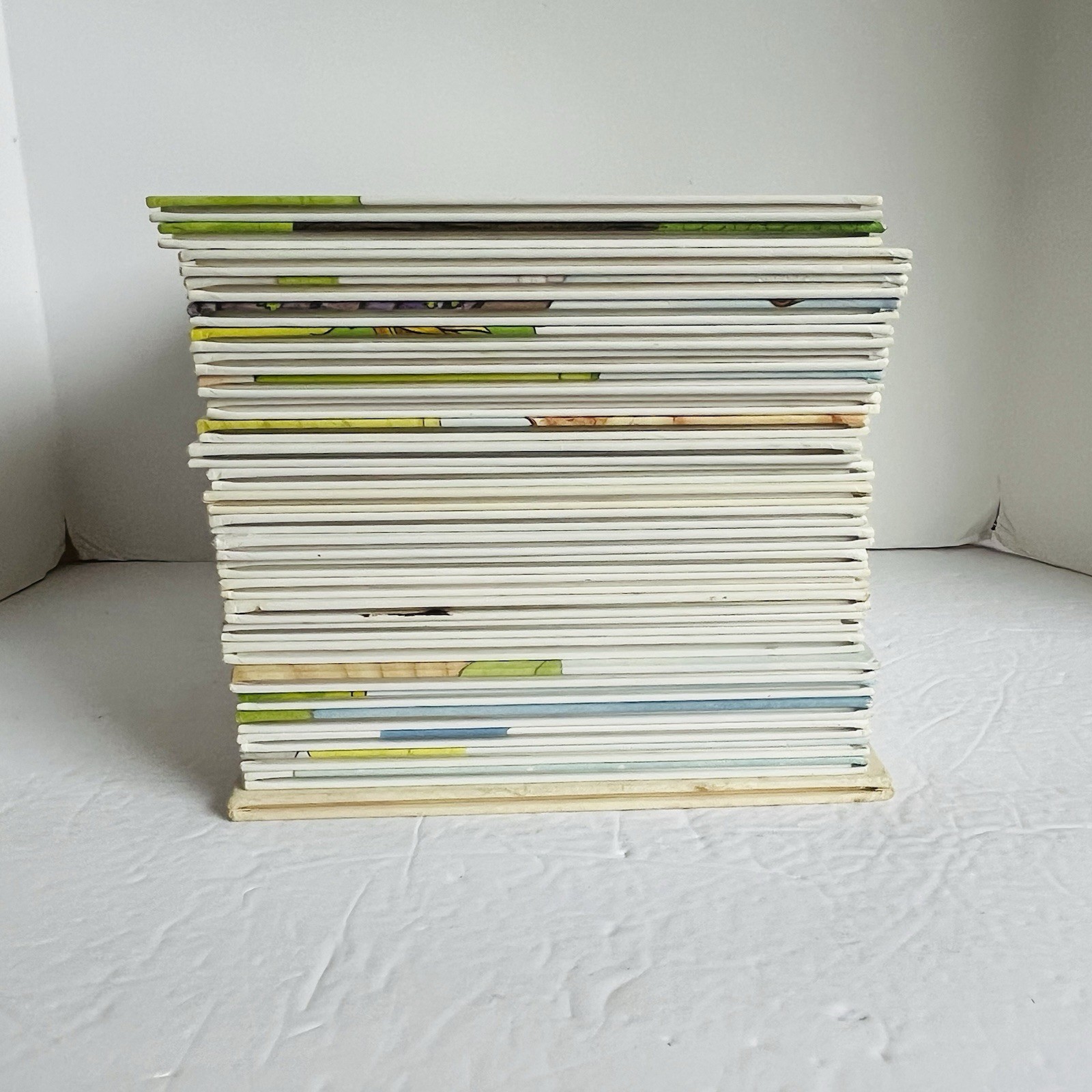 Lot of 27 Magic Castle Readers Moncure Child’s World Children Near Complete Set