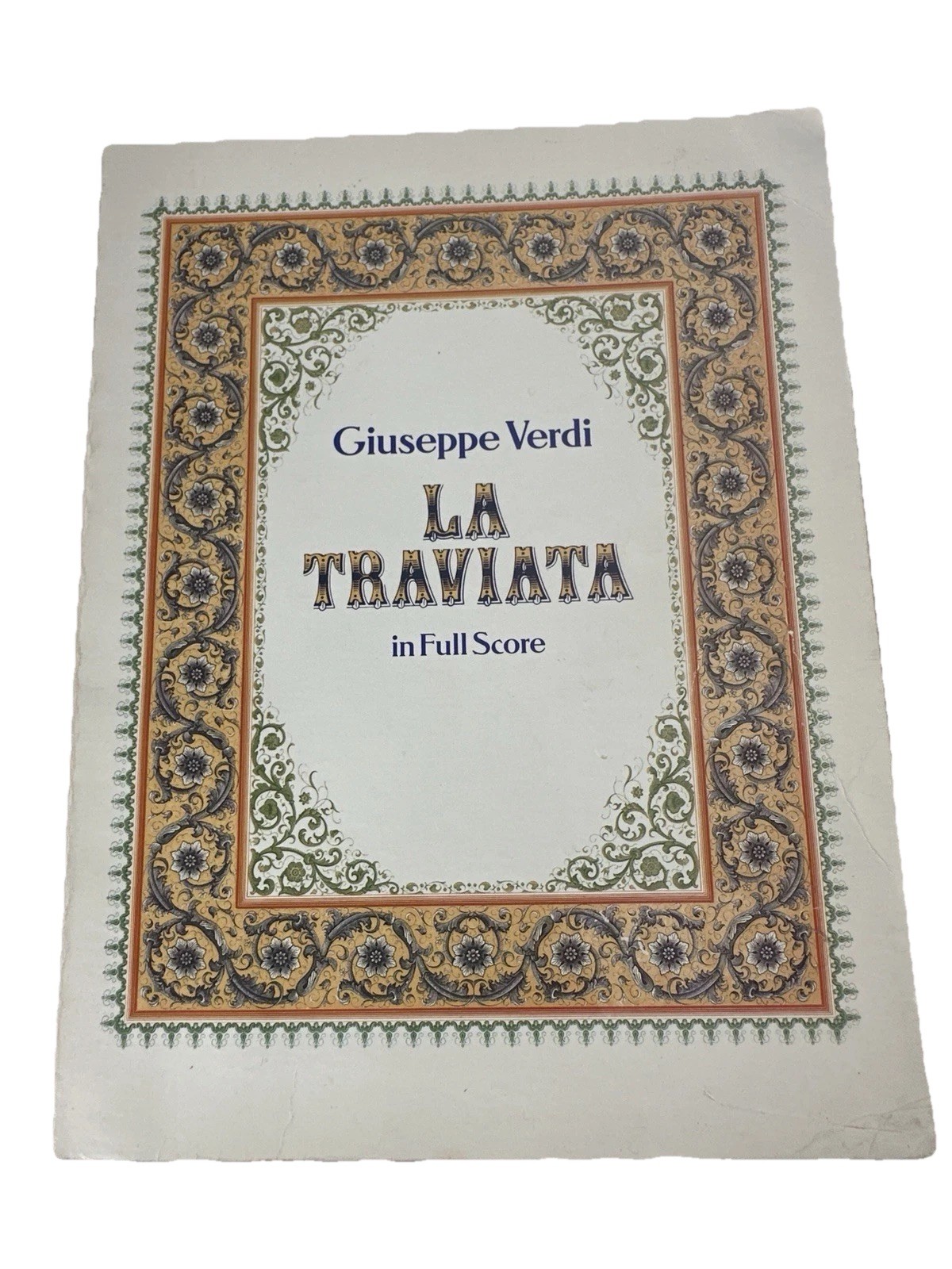 LA TRAVIATA IN FULL SCORE (DOVER MUSIC SCORES) By Giuseppe Verdi
