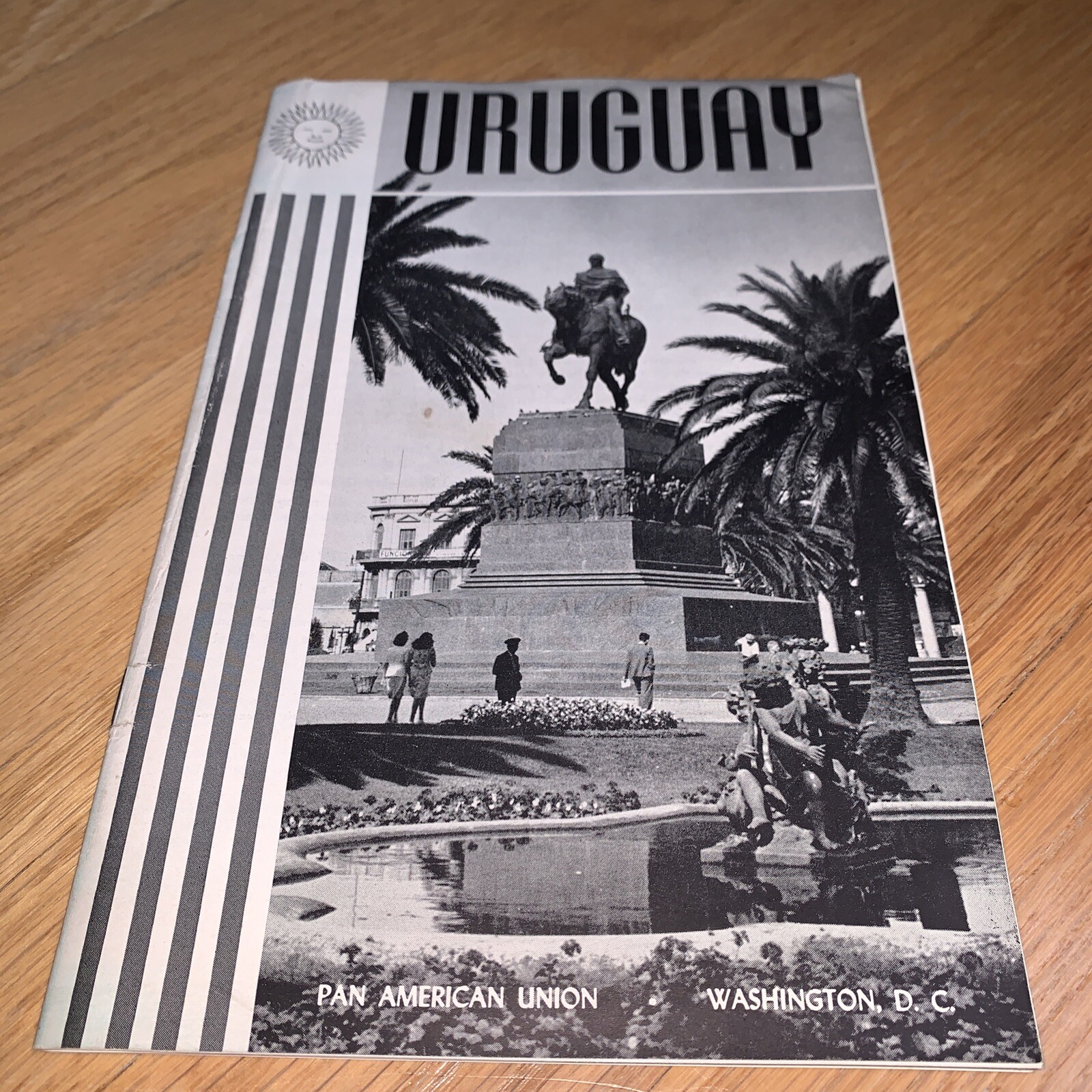 1954 PAN AMERICAN UNION Book – URUGUAY 39 pages