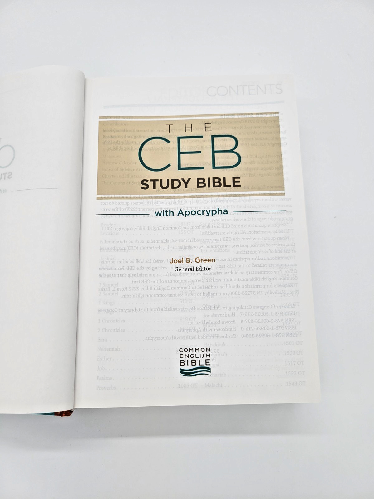 The CEB Study Bible With Apocrypha: Common English Bible Copyright 2013