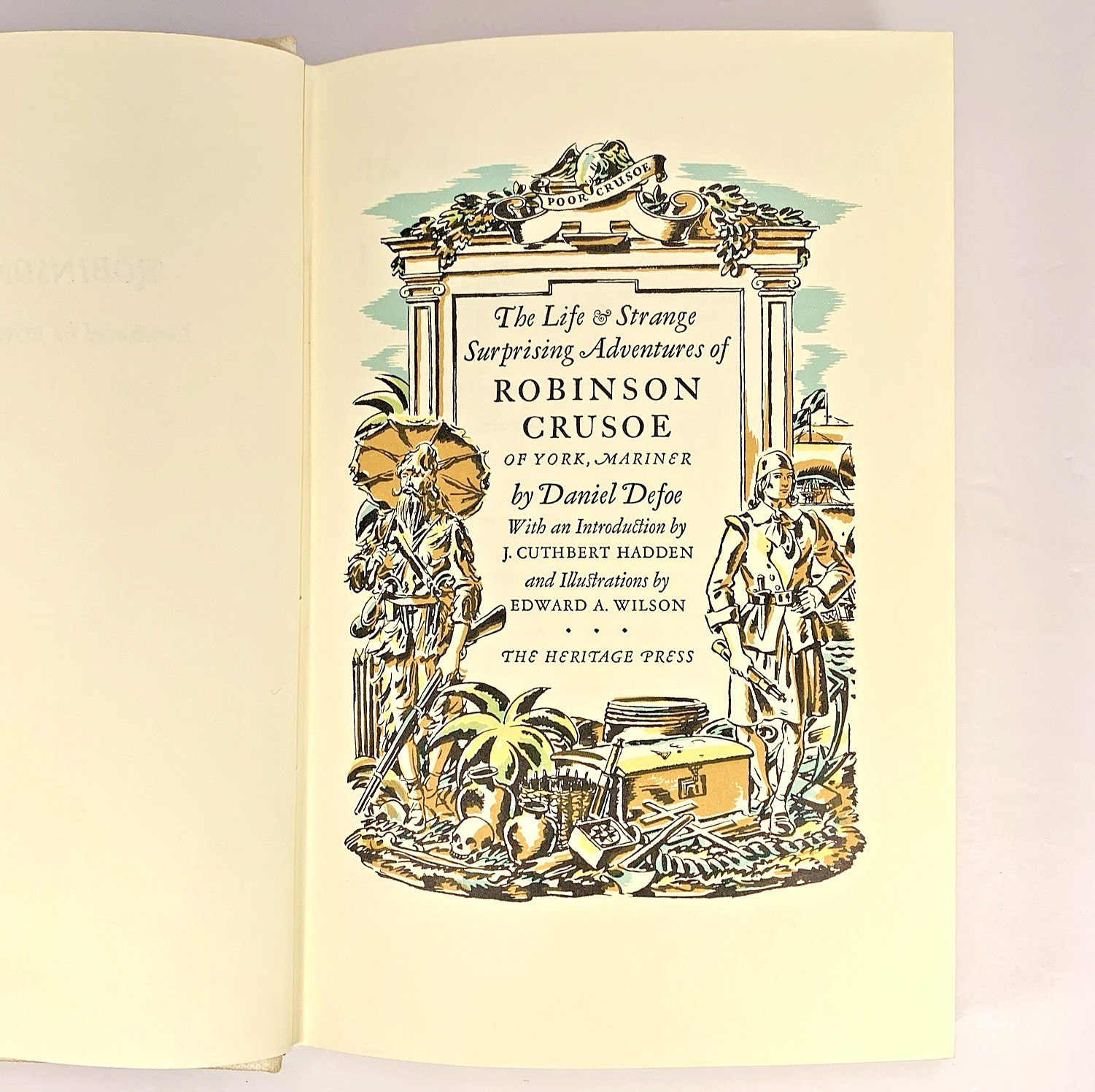 Heritage Press – Robinson Crusoe by Daniel Defoe – with Slipcase & Sandglass