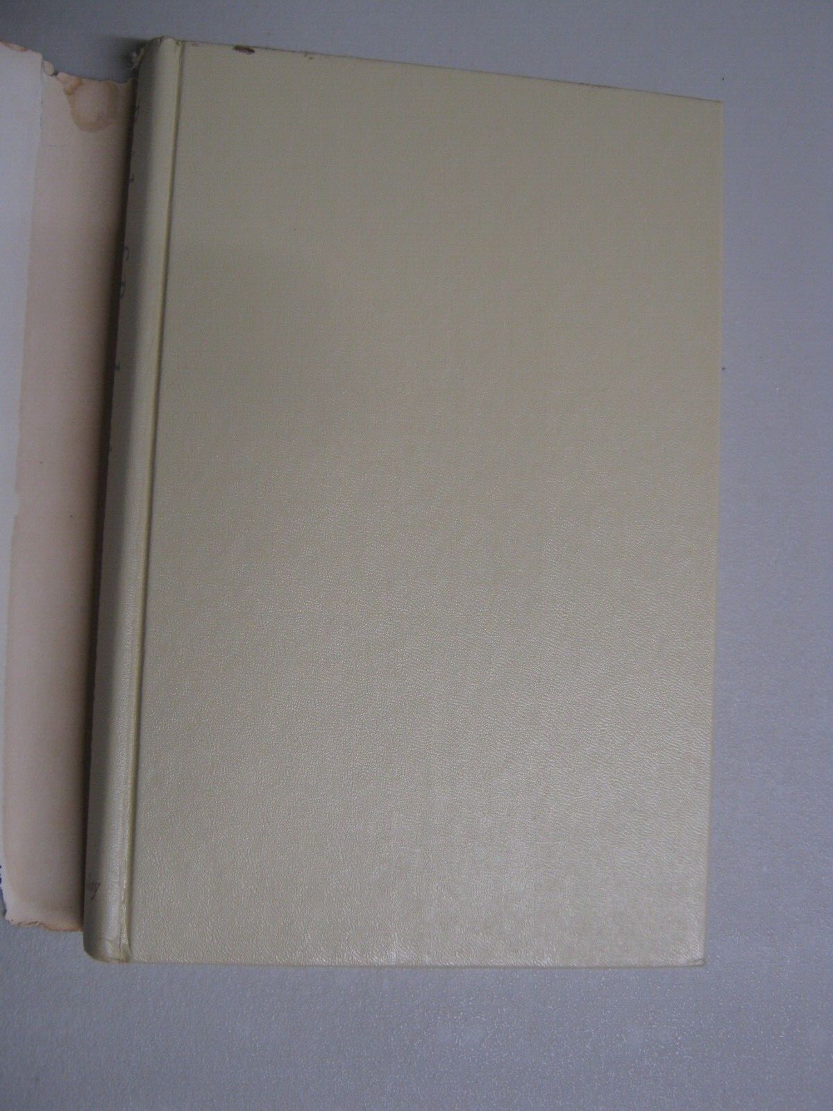 Bride of Pendorric by Victoria Holt 1963 Hardcover with Dust Jacket