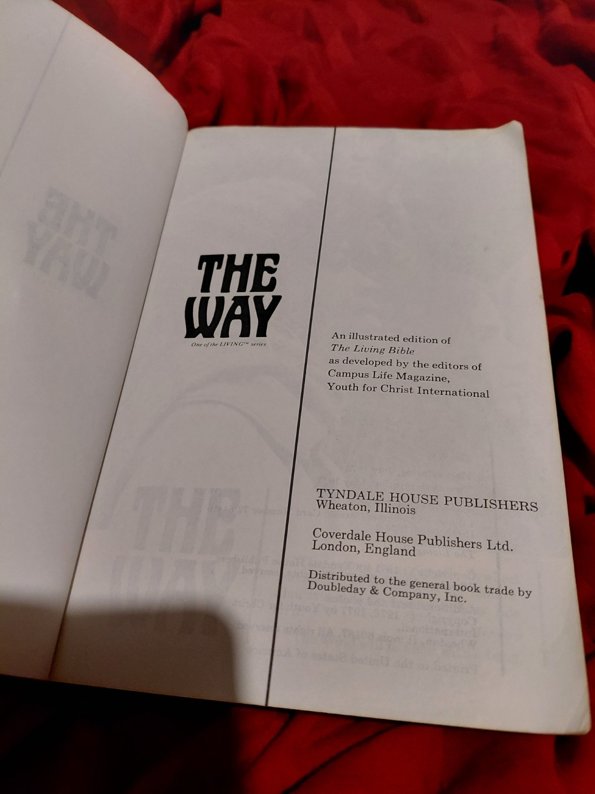 The Way The Living Bible Illustrated Tyndale Green Paperback 1977 Vintage