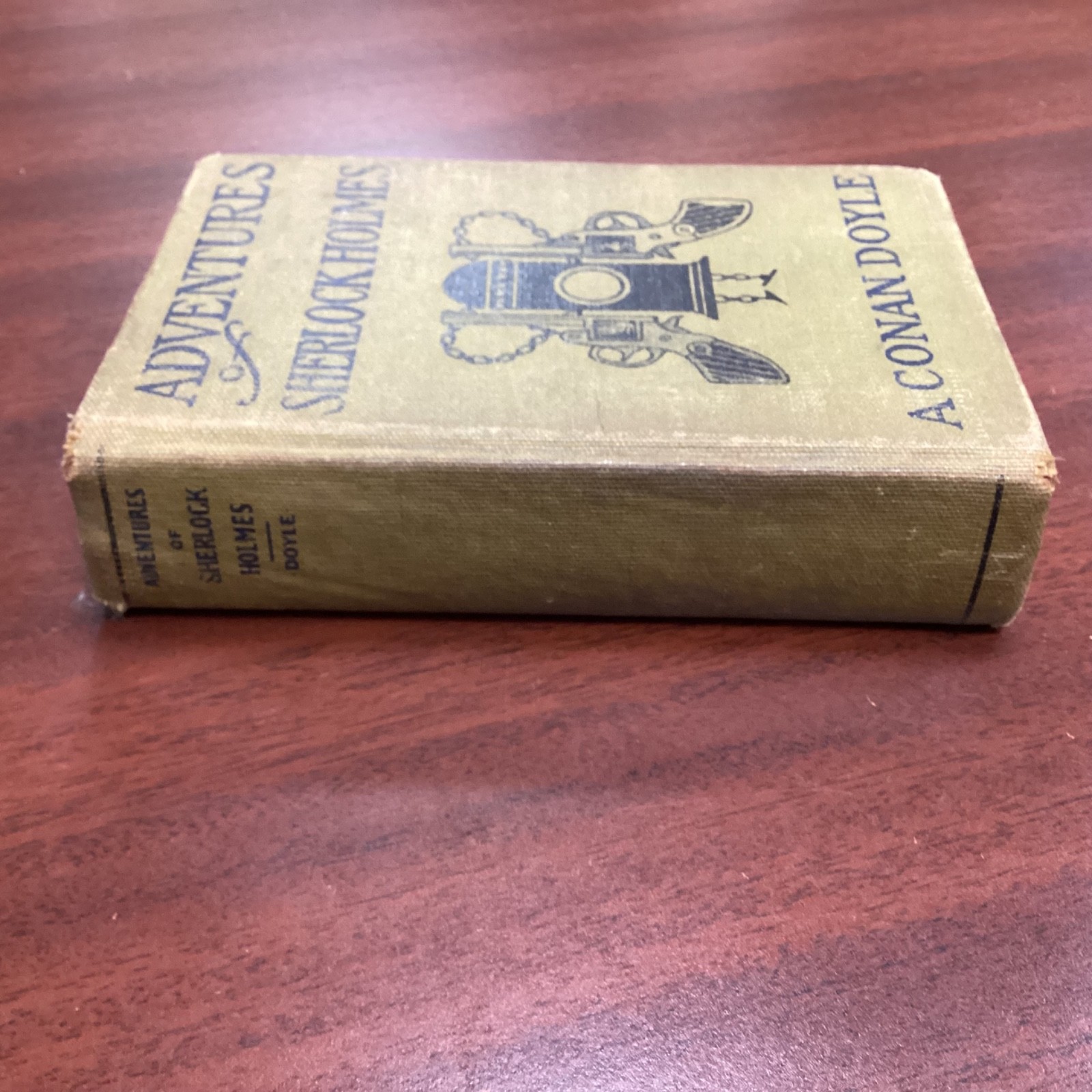 1920Vintage Sherlock Holmes A.L. Burt Revolver Lantern Cover Decorative Cloth HC