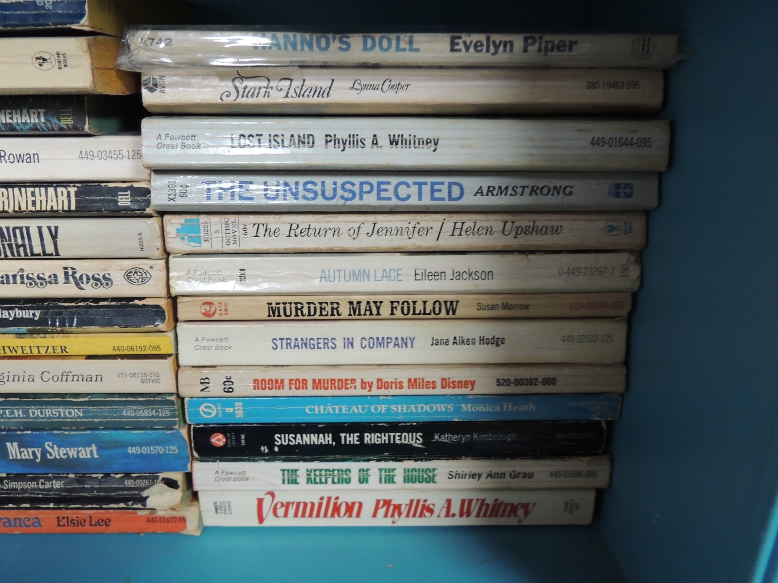 38 Vintage Romantic Suspense/Gothic Pbs..various authors