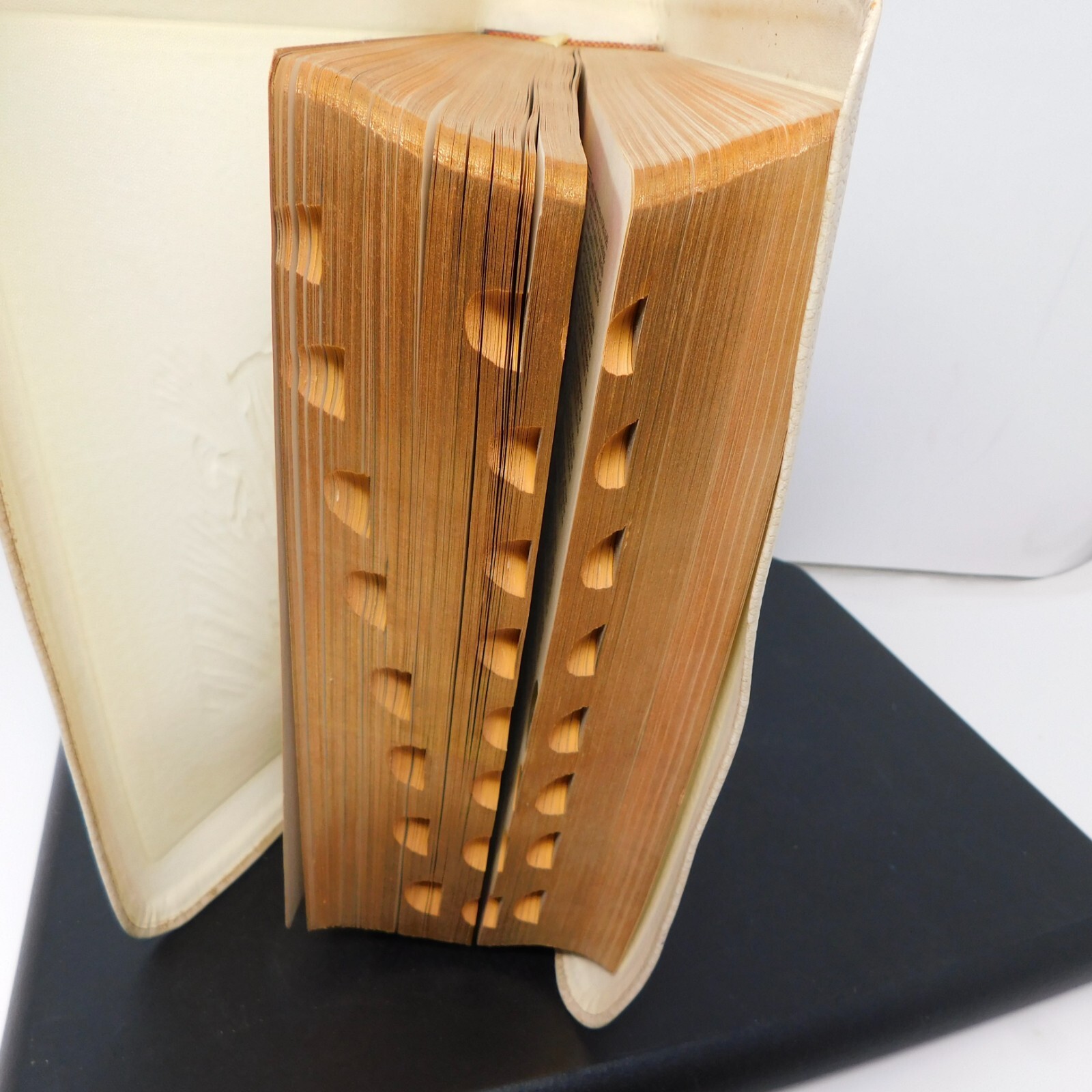 1959 The Holy Bible Spiritual Harvest Edition KJV (Leather, Indexed, USA)