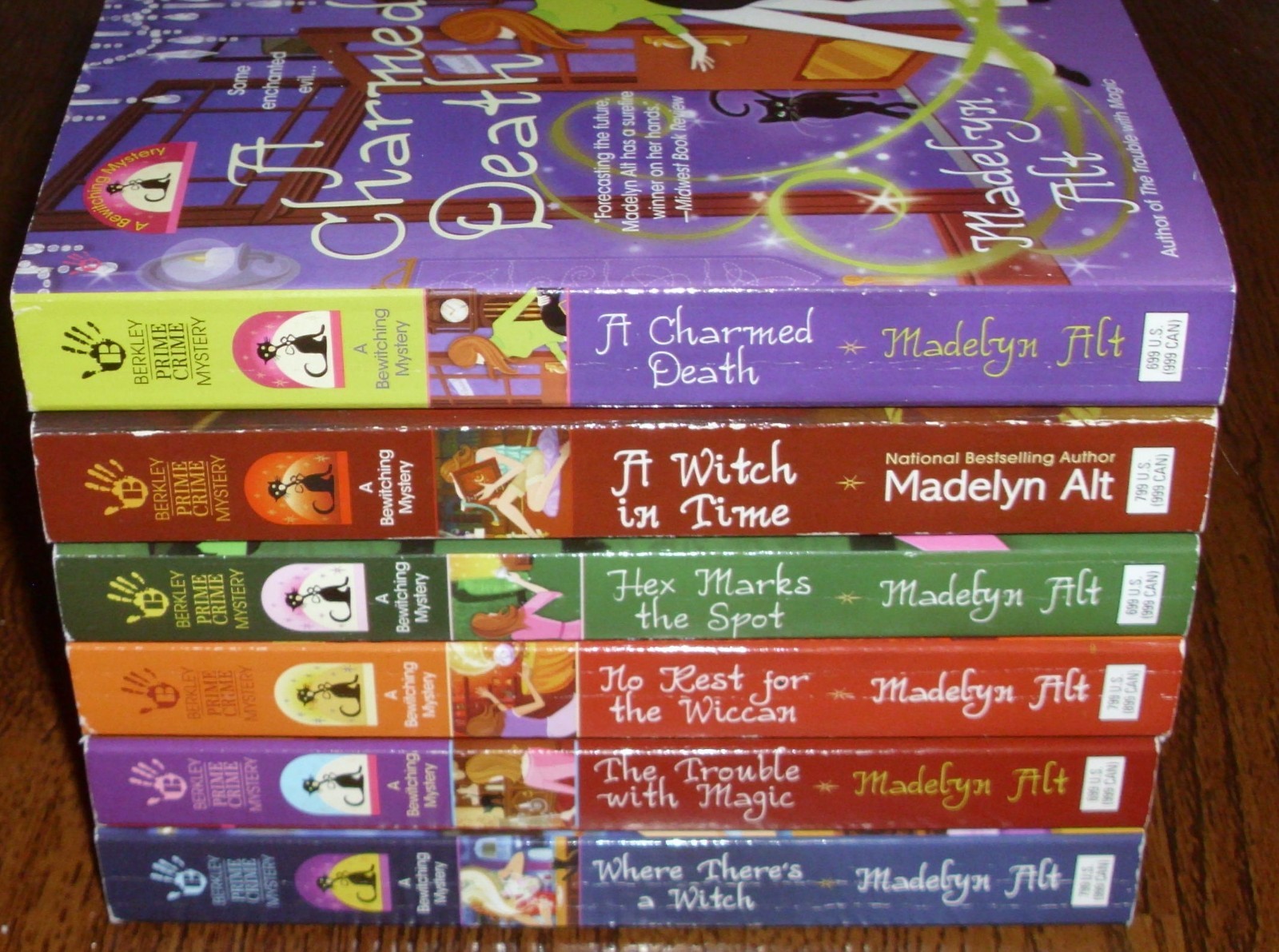 MADELYN ALT lot of 6 PBs ~ A Bewitching Mystery* Cozy Paranormal *Free Shipping!