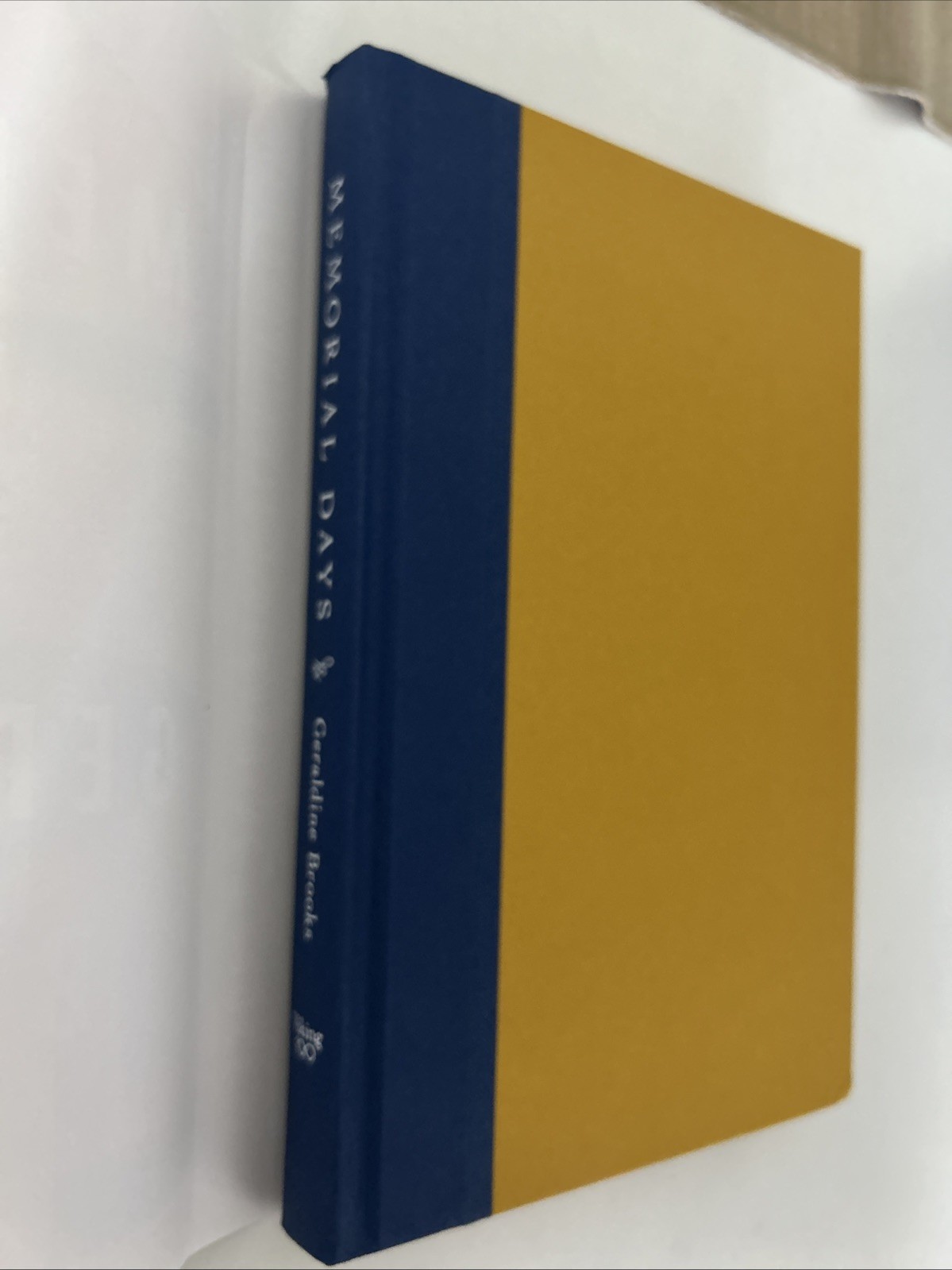 Memorial Days : A Memoir by Geraldine Brooks (2025, Hardcover)