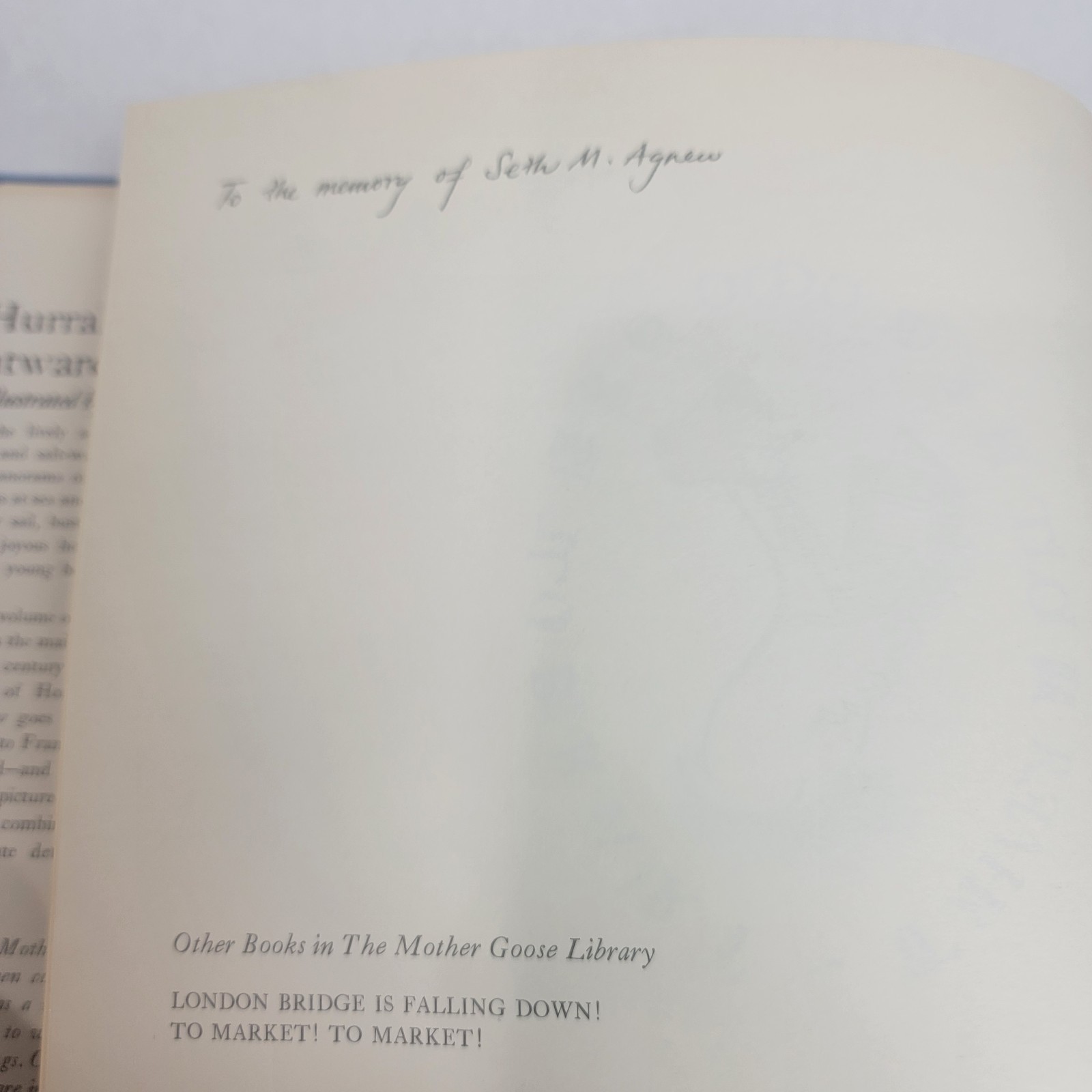 Peter Spier Signed 1st Ed 1968 Hurrah, We’re Outward Bound! Hardcover w/DJ