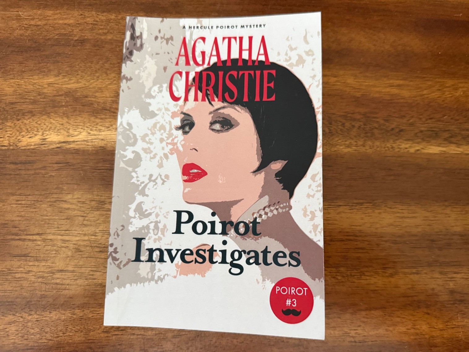 Poirot Investigates : A Hercule Poirot Mysteryby Agatha Christie (TPB)