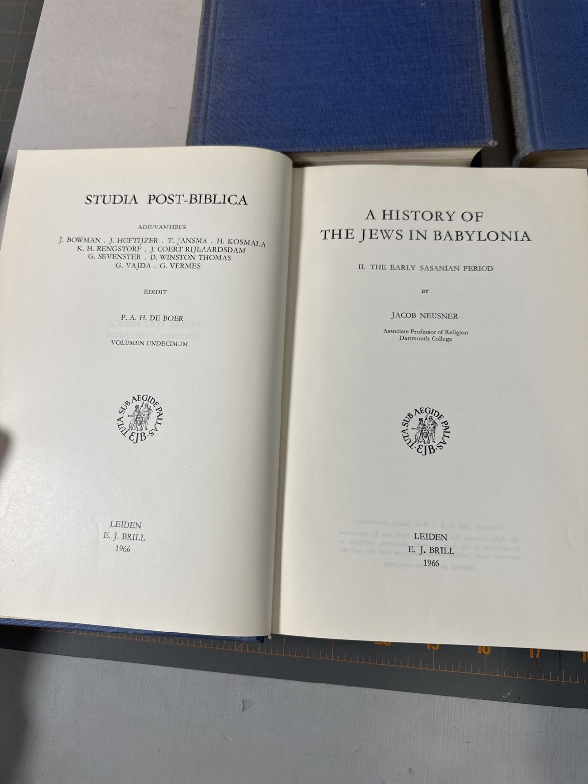 A History of The Jews In Babylonia by Jacob Neusner 5 Volume Set First Edition