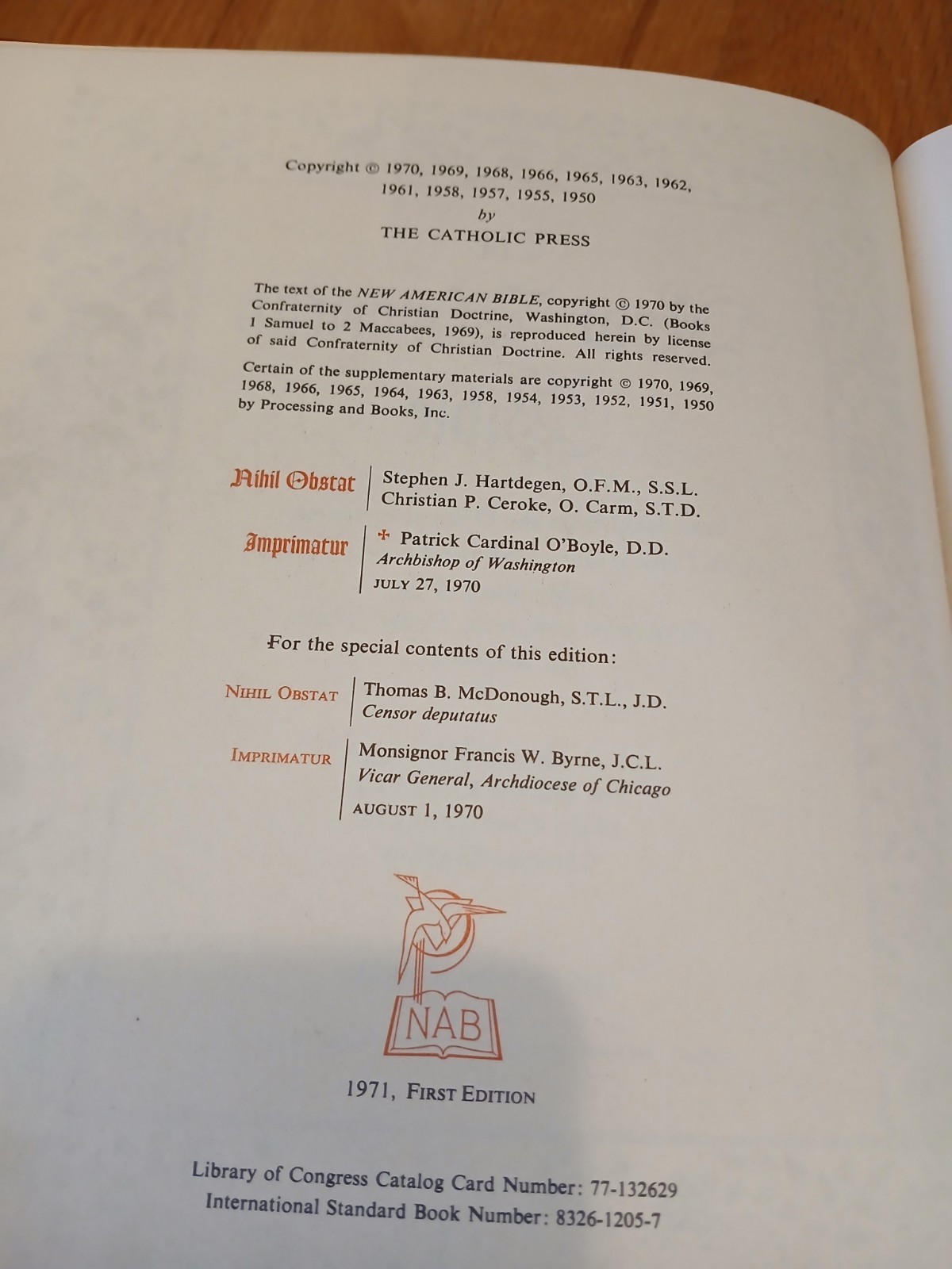 1971 New American Bible Rembrandt Edition Pre-Owned Illustrated BK 1.4