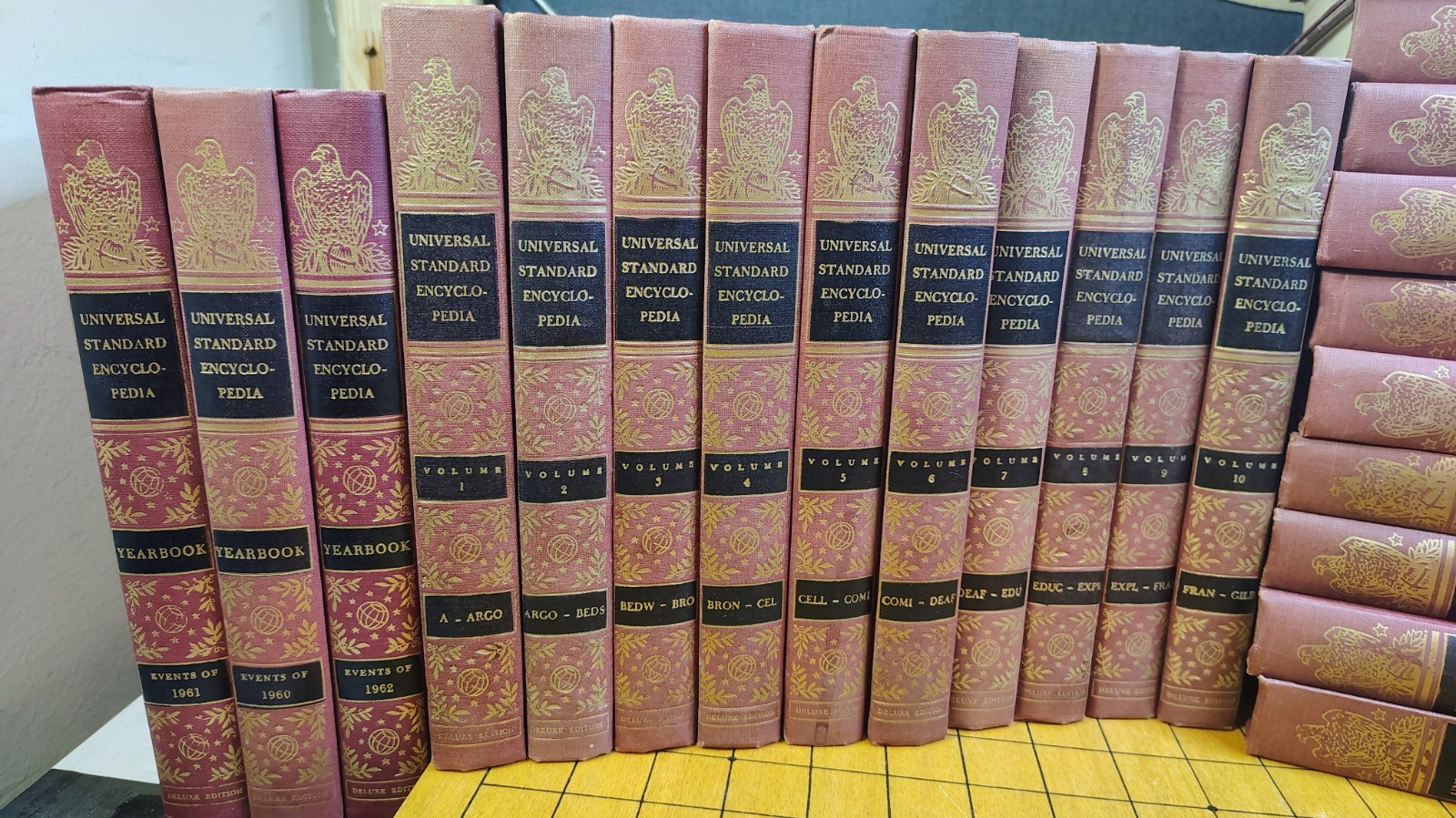 Universal Standard Encyclopedia Complete Set 25 +3 Volumes Illustrated 1954 1955