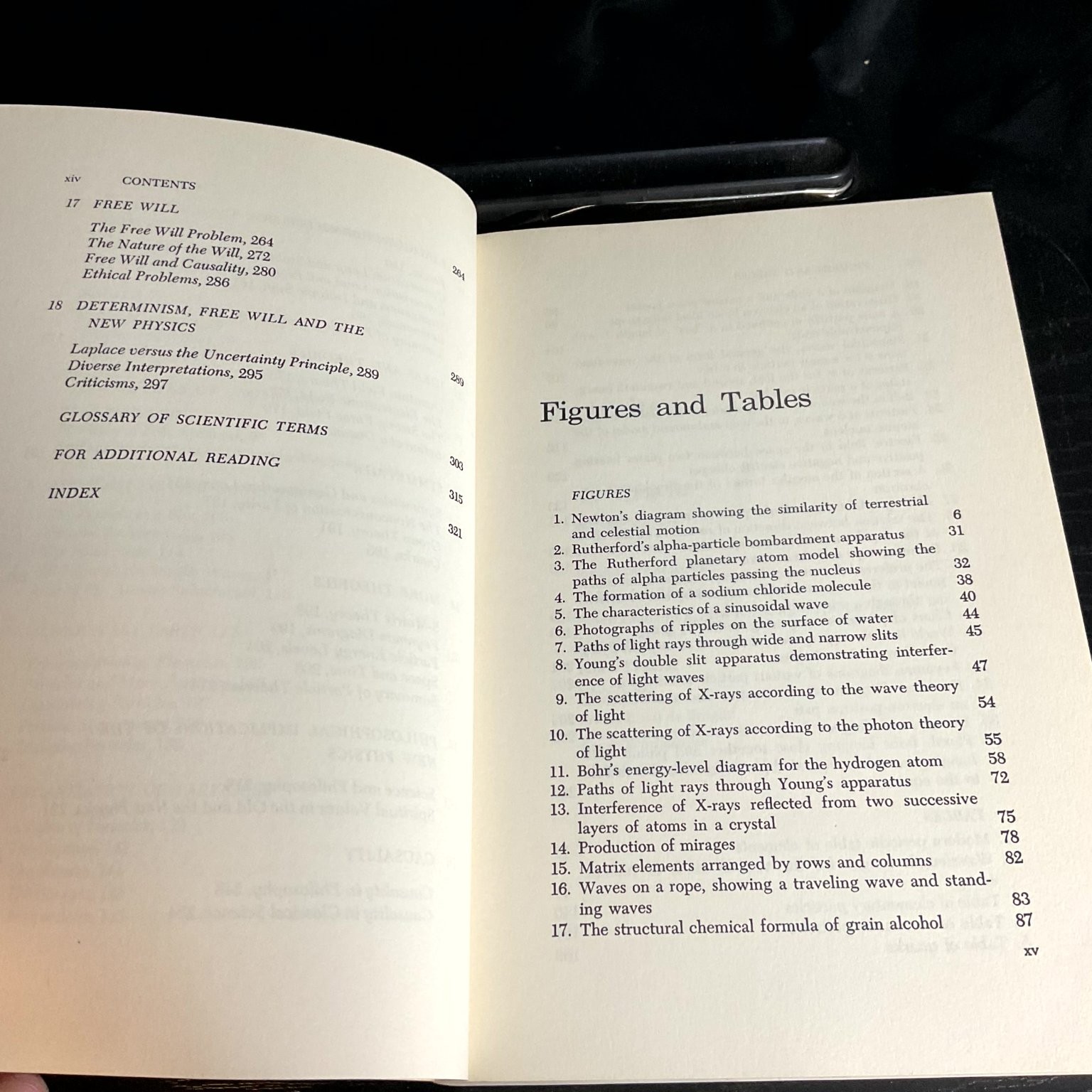 The Story of Quantum Mechanics Victor Guillemin 1968 Physics Illustrated