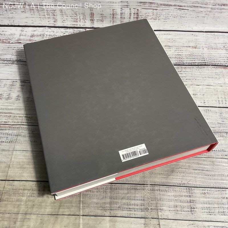 Vogue The Editor’s Eye Conde Nast Macsweeney Hardcover Fashion Book 2012