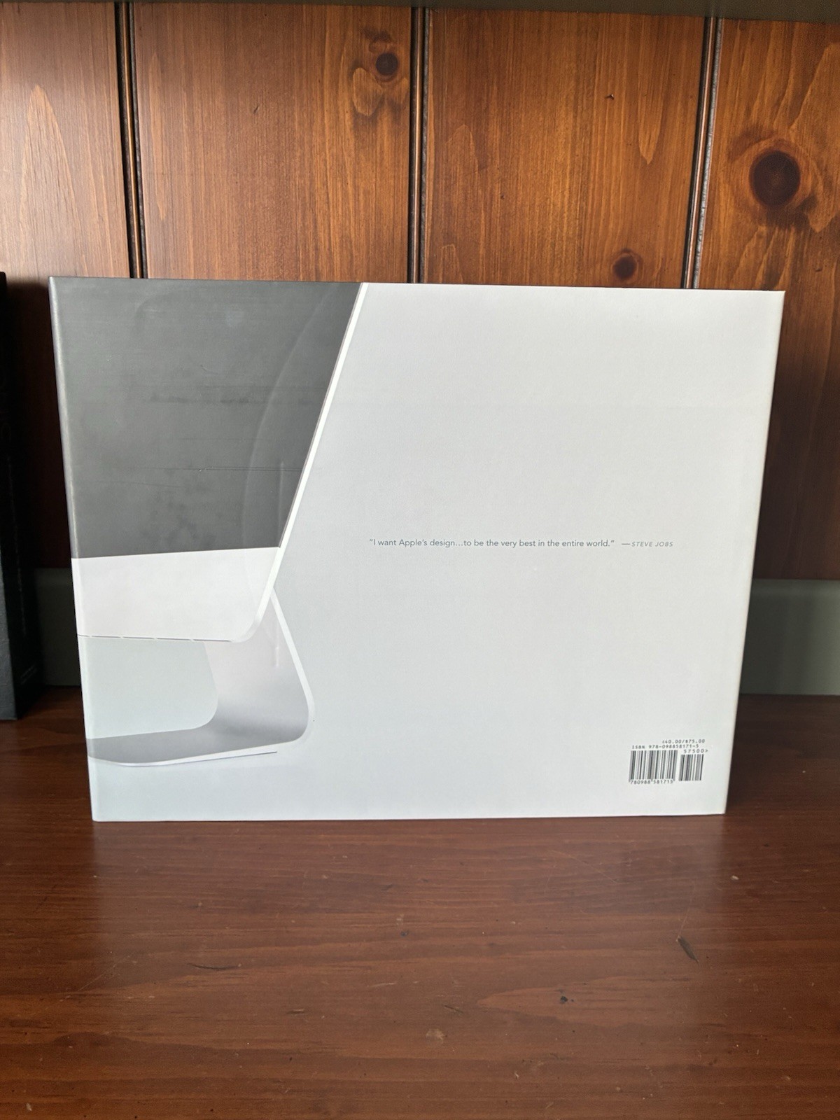 Iconic: A Photographic Tribute to Apple Innovation Jonathan Zufi HC W/ Slipcase