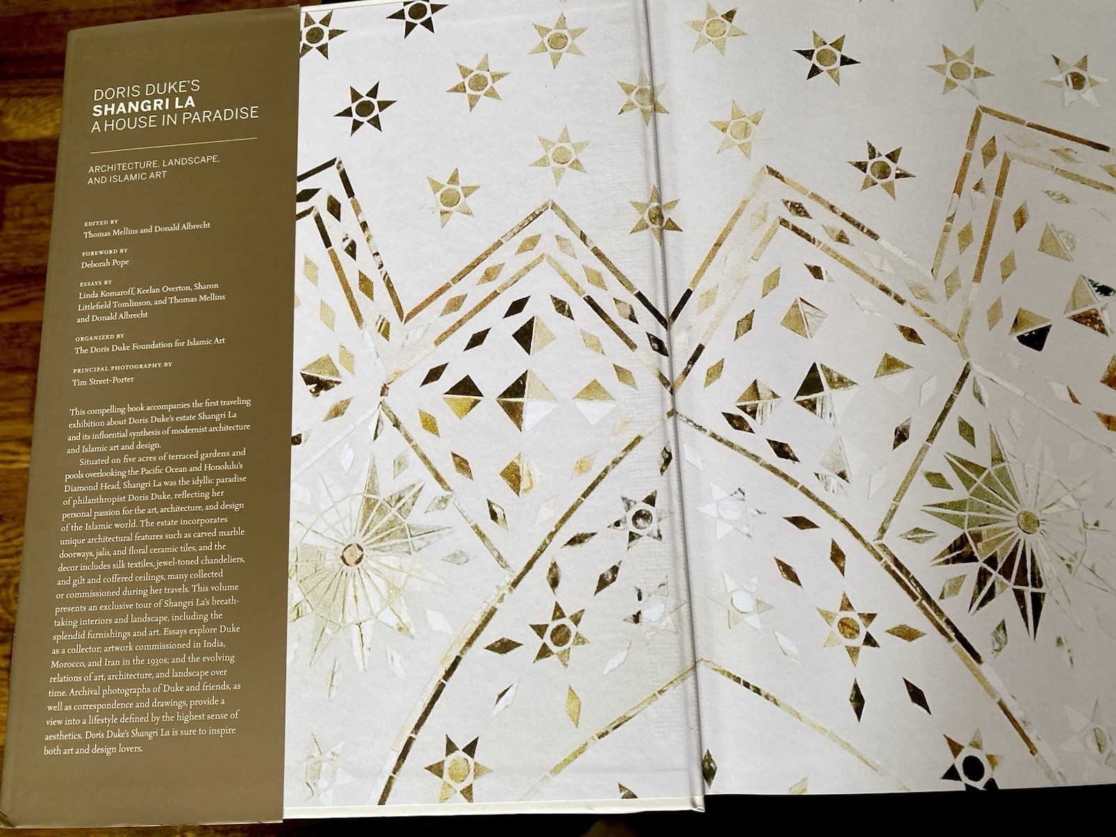 Doris Duke’s Shangri-La : A House in Paradise Hardcover Book 216 Pages.