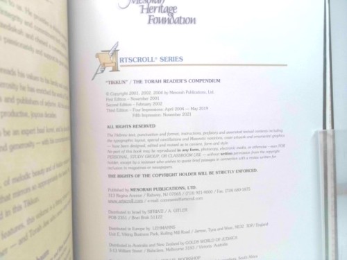 The Kestenbaum Edition Tikkun: The Torah Reader’s Compendium by Rabbi Avie Gold