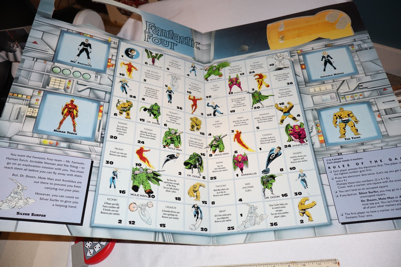 Marvel Comics Super Heroes Giant Game Board Book 1994 Tormont TESTED WORKS RARE