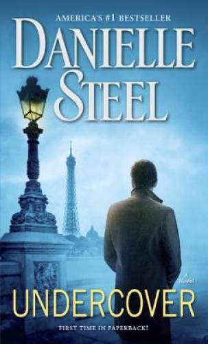Undercover: A Novel – Mass Market Paperback By Steel, Danielle – GOOD