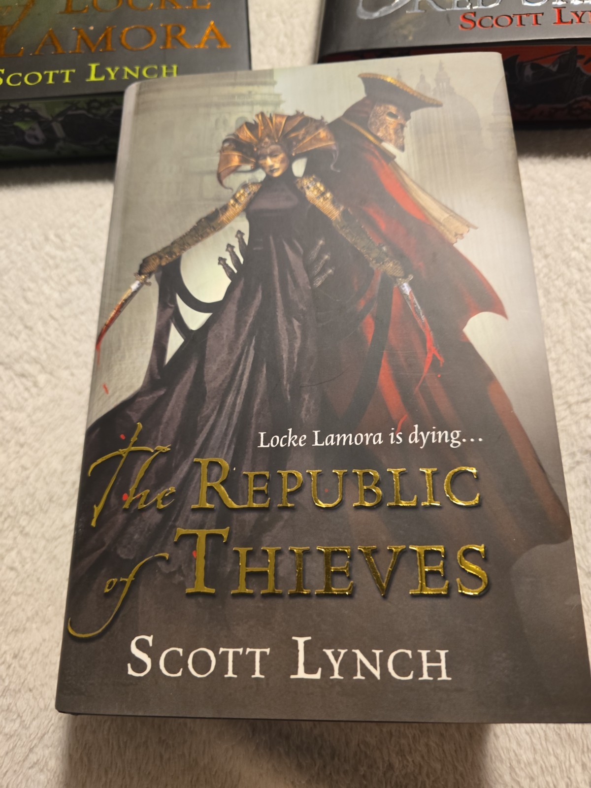 The Broken Binding Tier 2: The Gentleman Bastard Trilogy – Scott Lynch