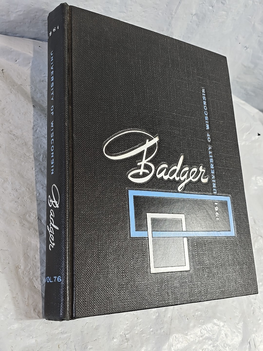 1961 University of Wisconsin Annual Yearbook The Badger 512 pages NO SIGNATURES