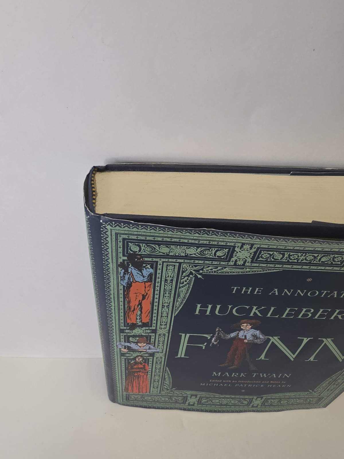 The Annotated Huckleberry Finn (The Annotated Books) – Hardcover – VERY GOOD