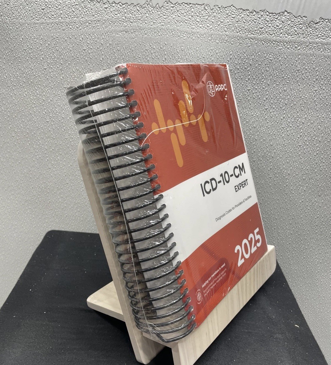 ICD-10-CM Expert Diagnosis Codes For Providers 2025 Spiral Bound by AAPC