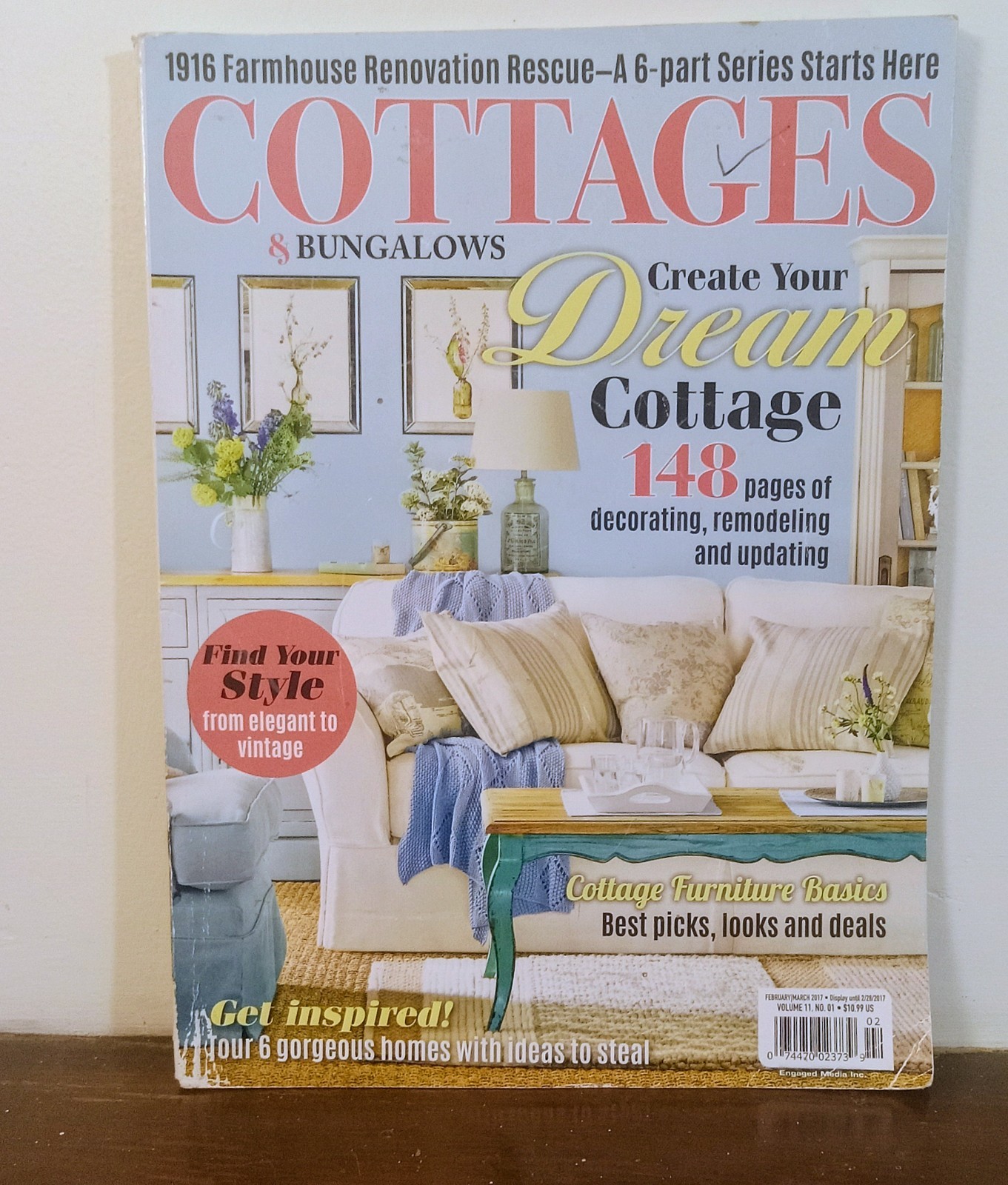 Canadian House & Home Veranda Cottages & Bungalows Magazines Lot 2021-20-17 Dec…