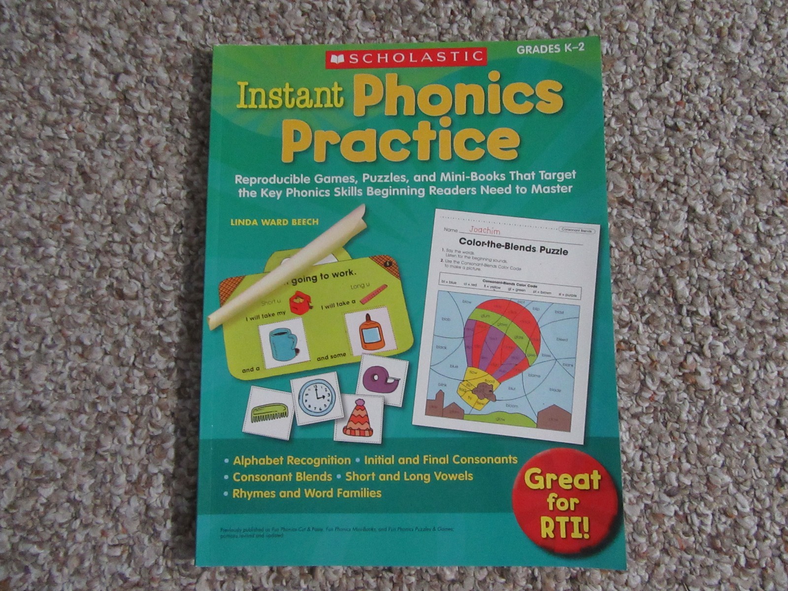 Instant Phonics Practice: Reproducible Games, Puzzles, and Mini-Books