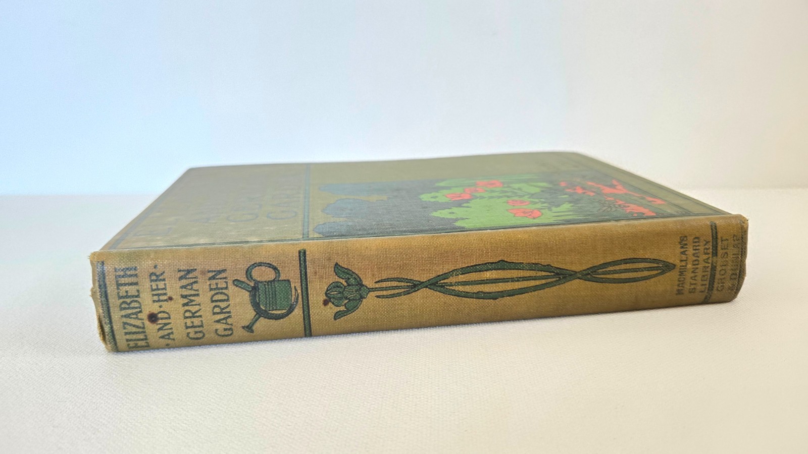 Elizabeth and Her German Garden HC 1902 The Macmillan Company, Complete Edition