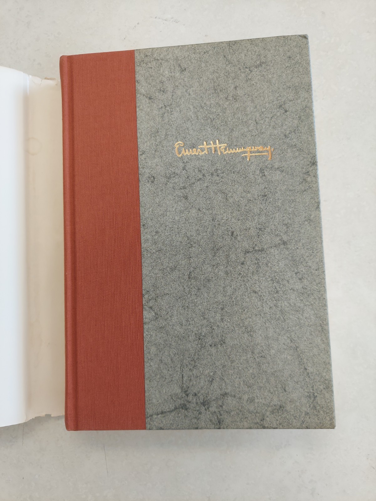 1964 A MOVEABLE FEAST ERNEST HEMINGWAY FIRST EDITION 2ND PRINTING