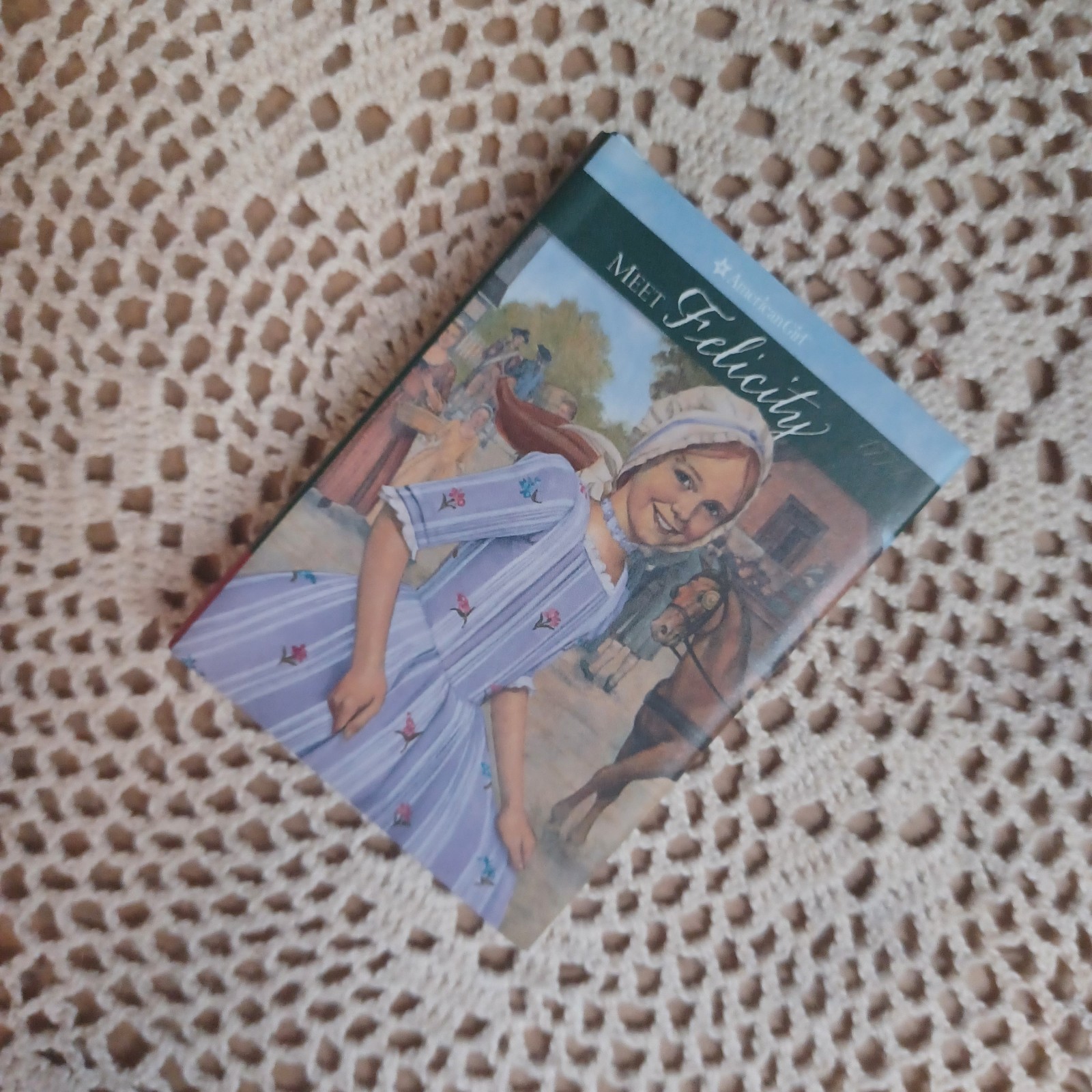 American Girl Doll Meet Felicity Illustrated Mini Book – Abdriged