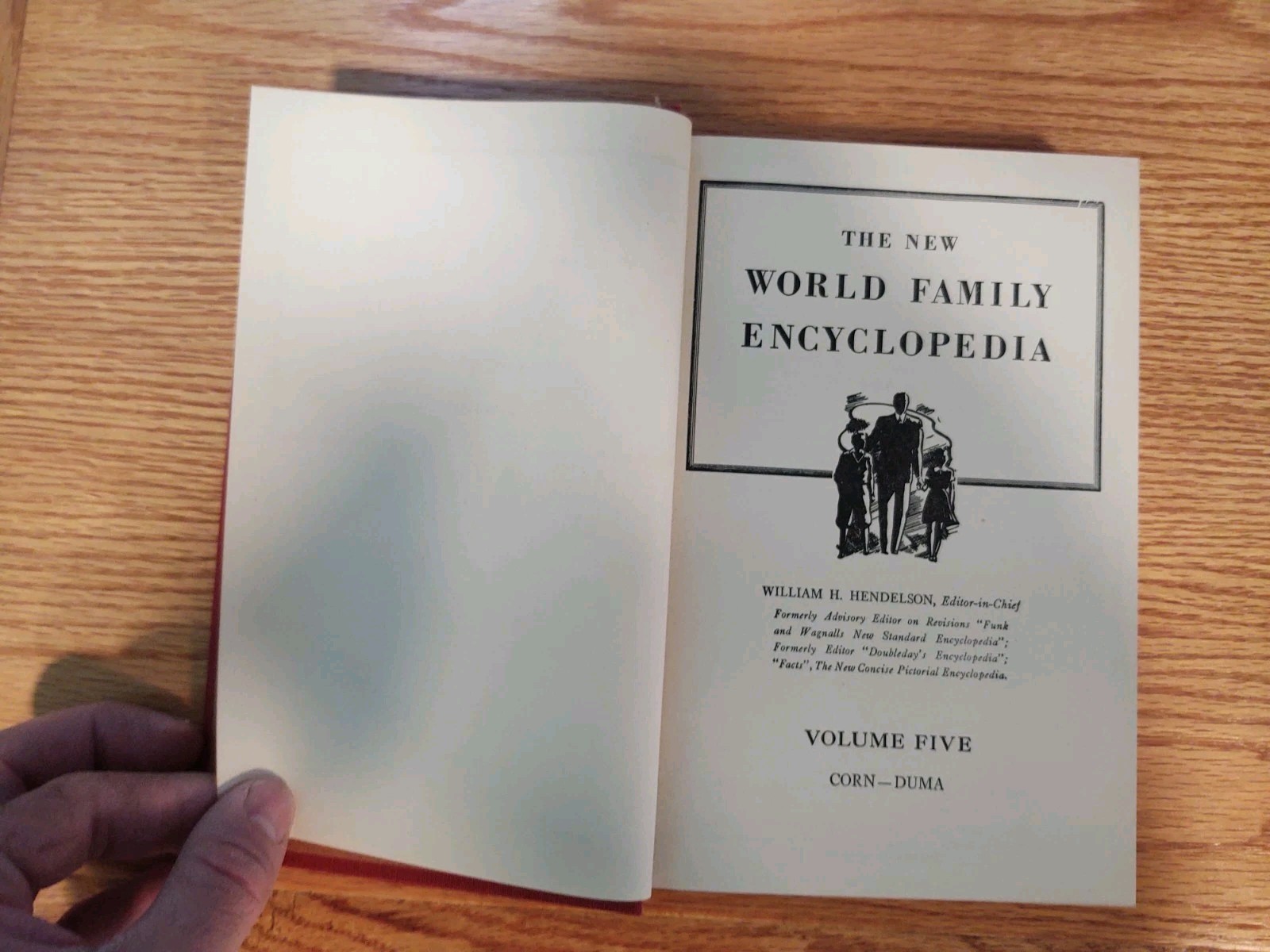The New World Family Encyclopedia Deluxe Edition 1954 Volumes 1-20