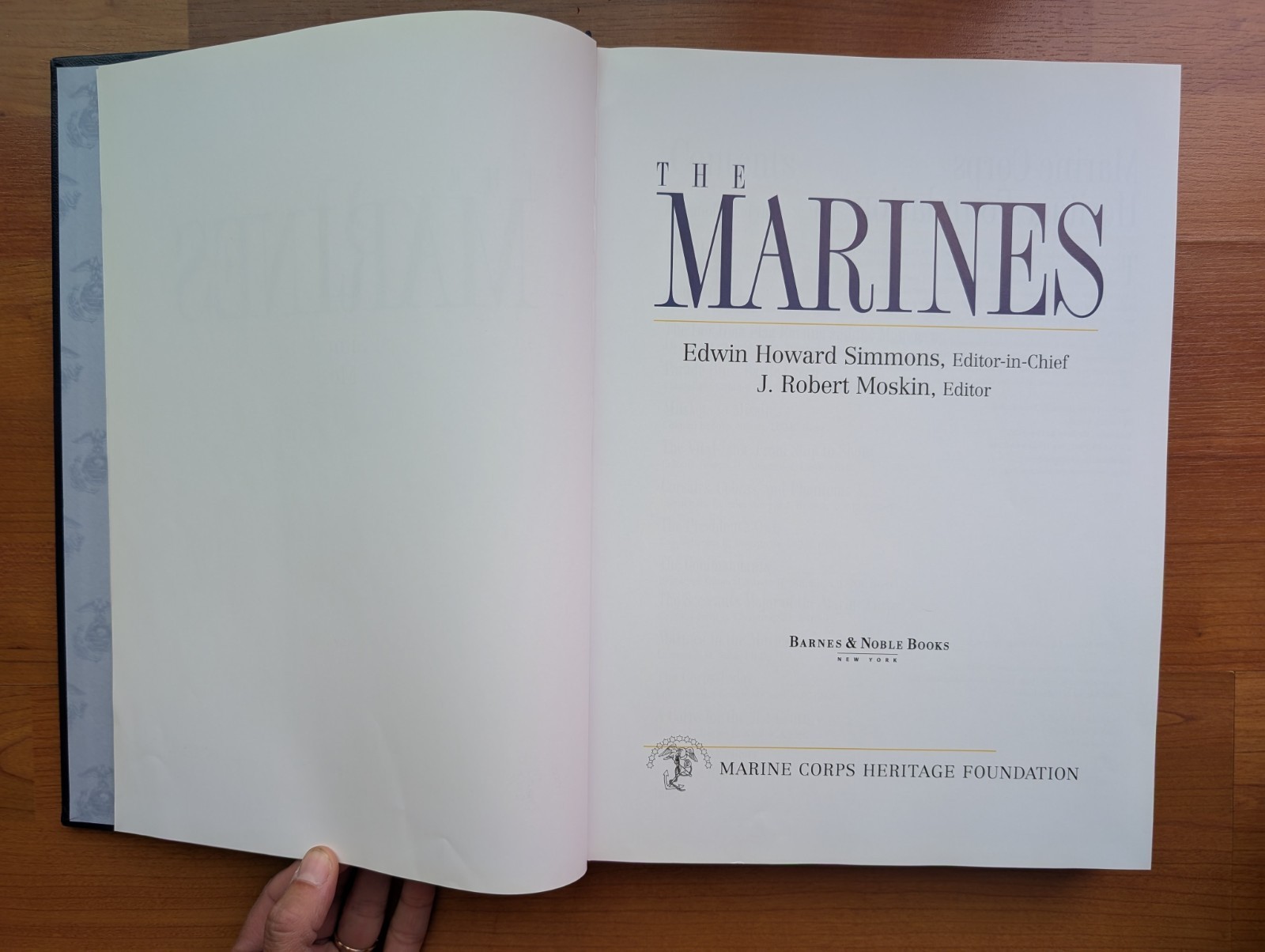 The Marines, Marine Corps Heritage Foundation 1998 HC Barnes and Noble VGUC